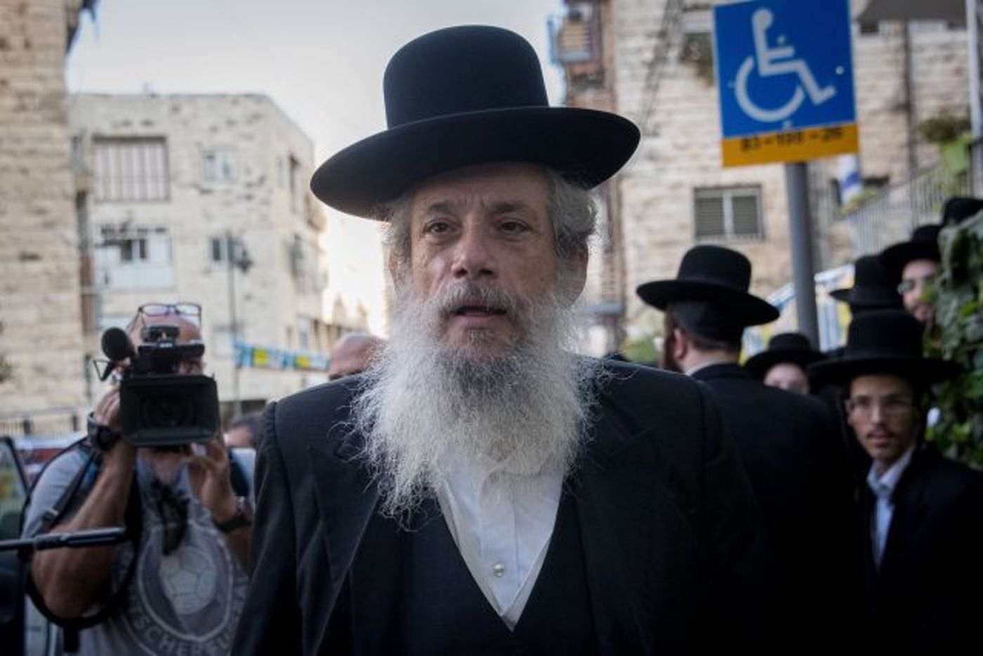 חנוך זייברט