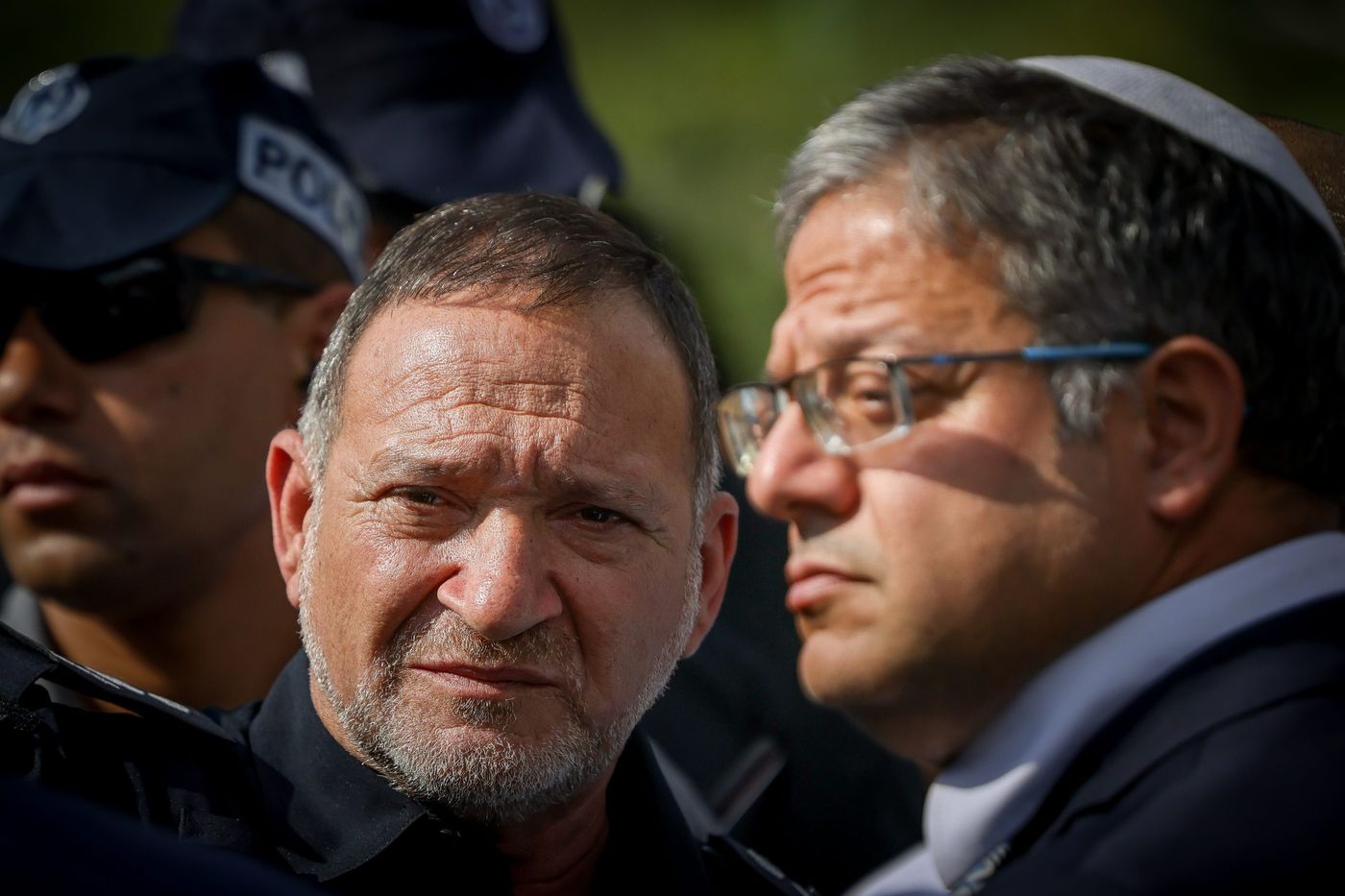 גורמים במשטרה נגד בן גביר: יגרום לשטח לבעור