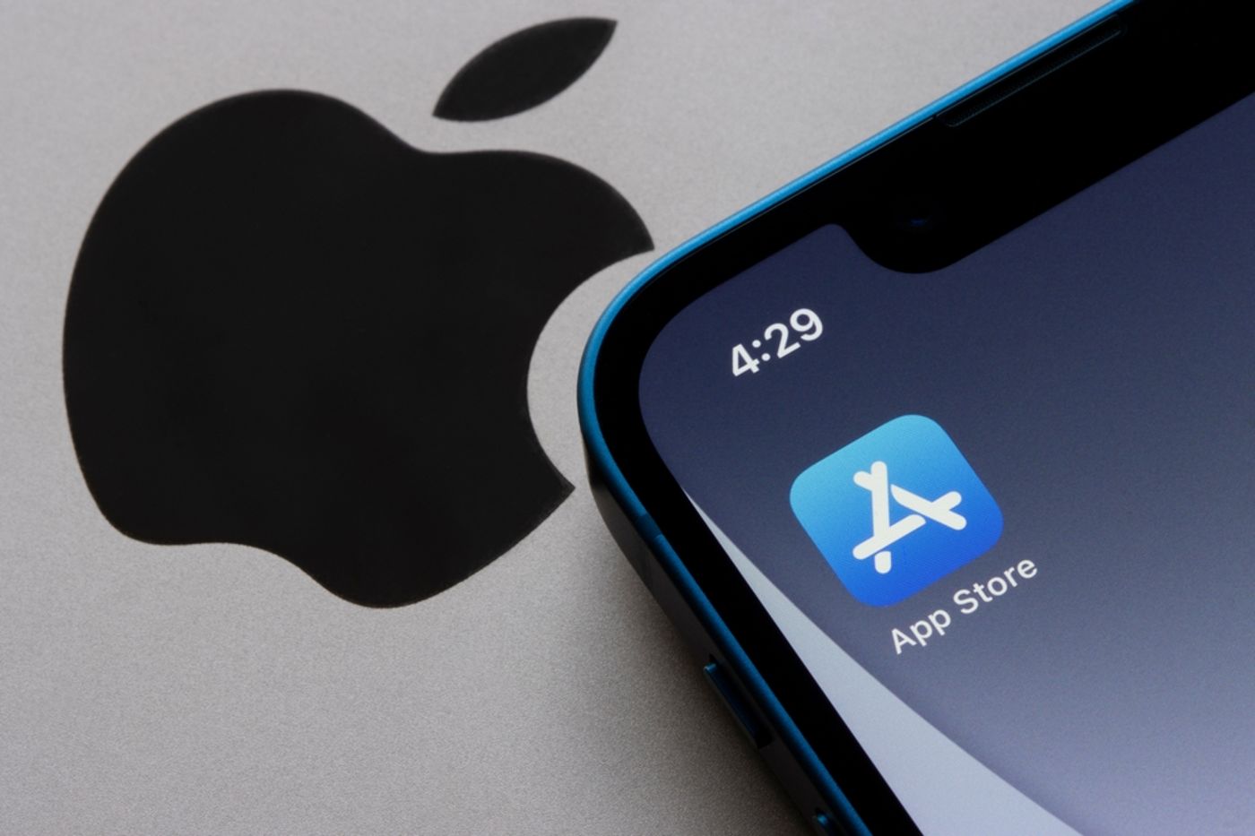 איום על אפל: זו החנות שתתחרה מול App Store