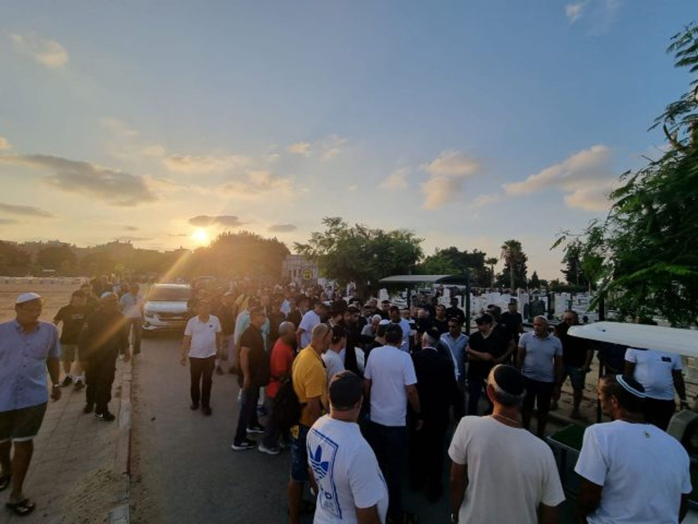 בדמעות: נרצחי הפיגוע בחווארה הובאו למנוחות