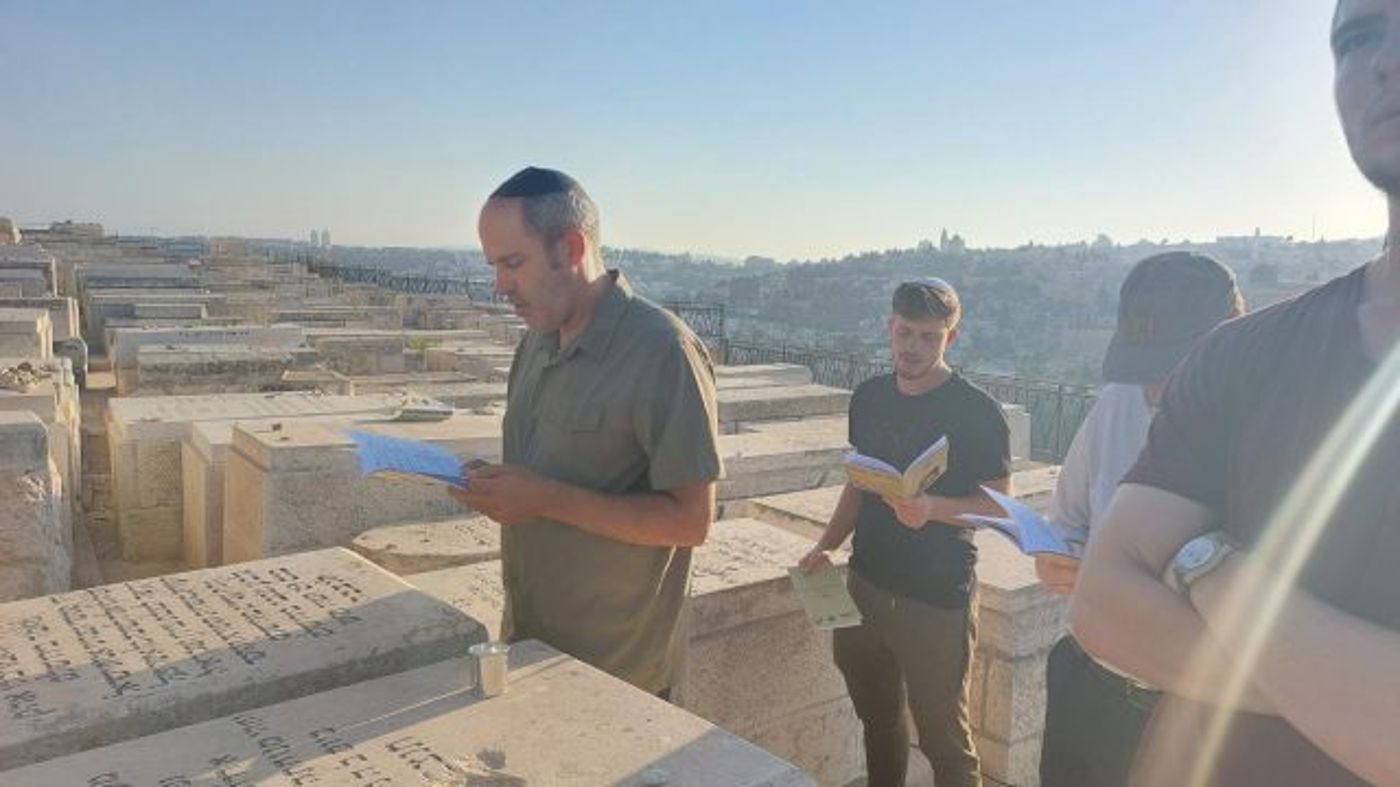 קינג באזכרה לרב קוק: 'לא ניתן לפגוע בביטחון המדינה'