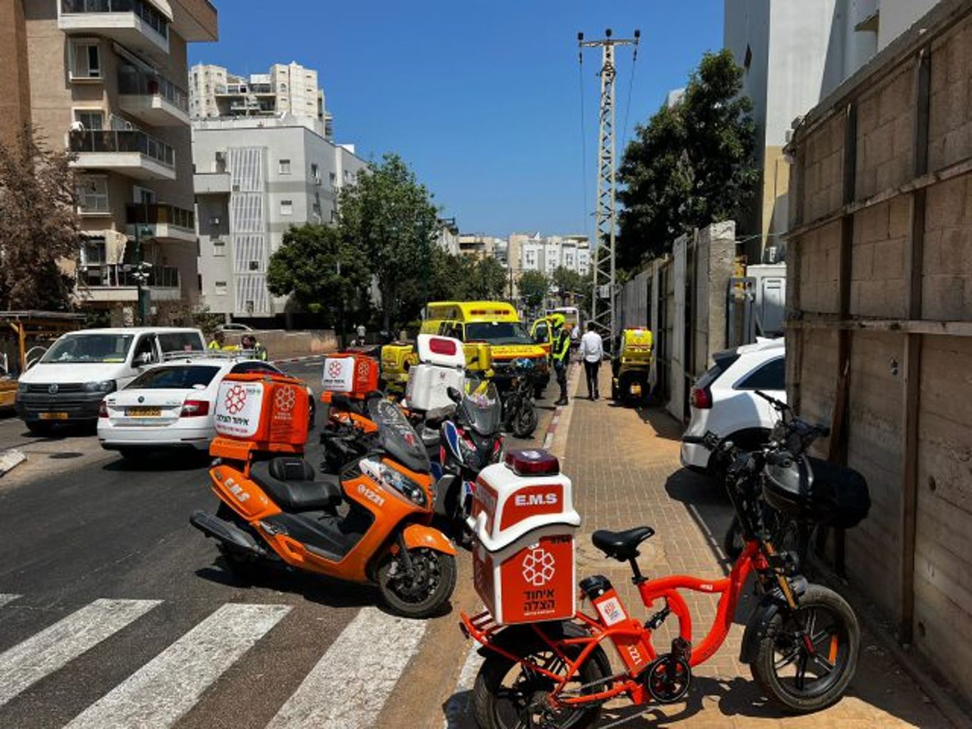 בתוך כשעה: שני פועלים נפצעו במהלך עבודתם