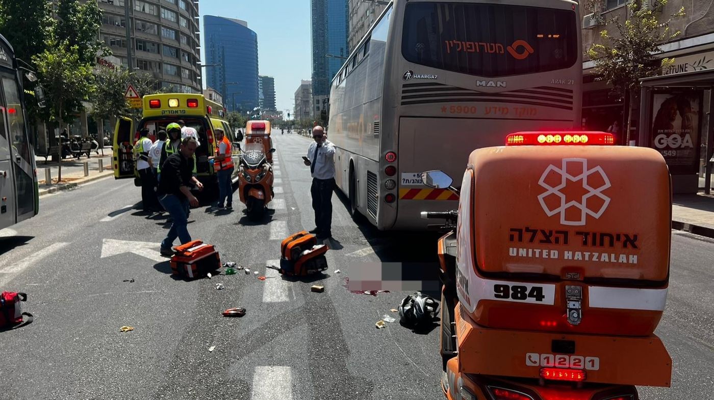 רוכב אופנוע נהרג בתאונת דרכים בתל אביב