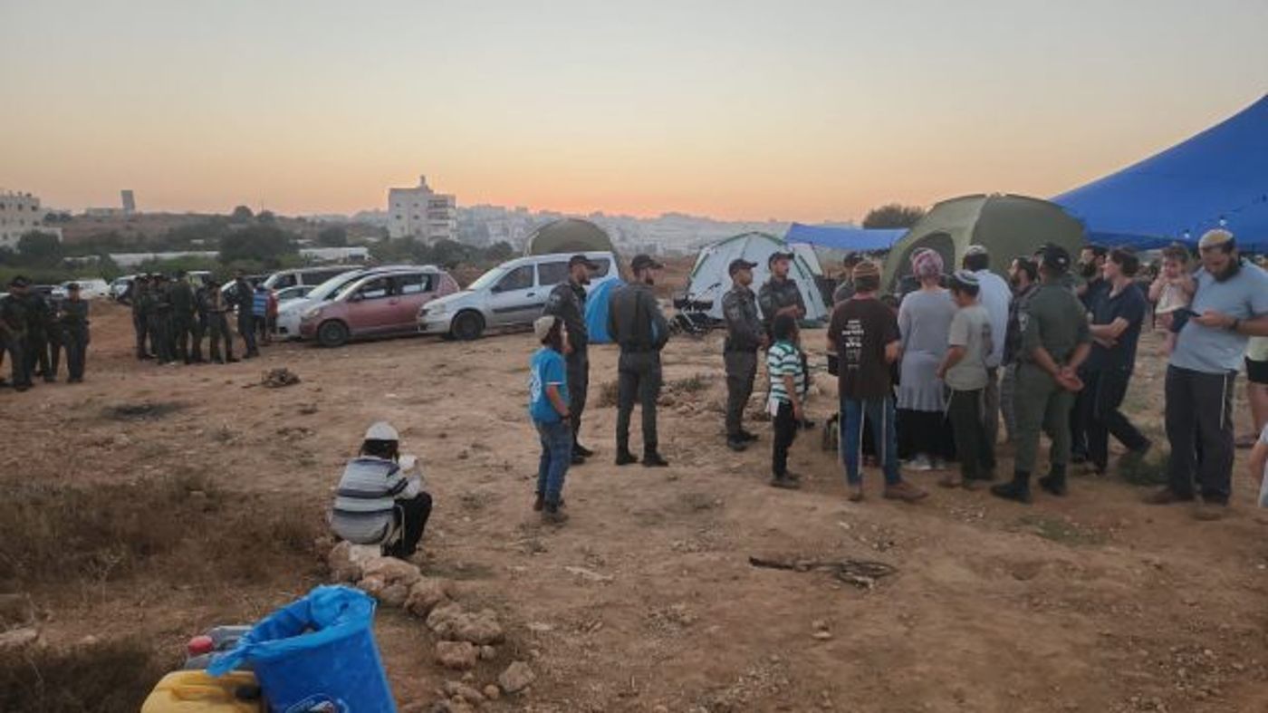 יומיים אחרי הפיגוע: כוננות הריסת בתים במאחז