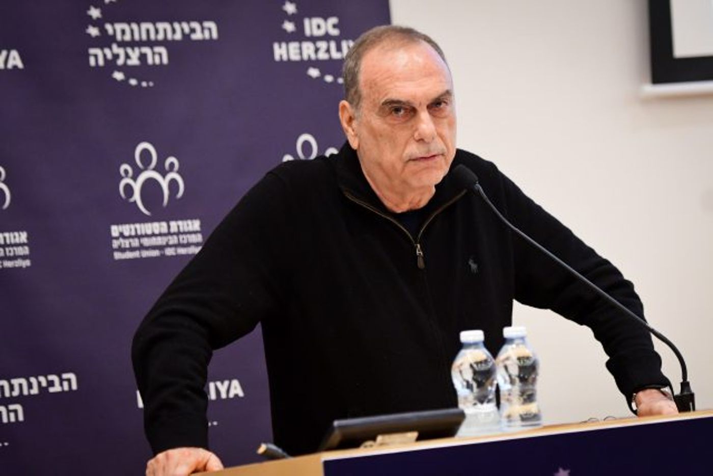 אברהם גרנט, טס לליברפול לשווא