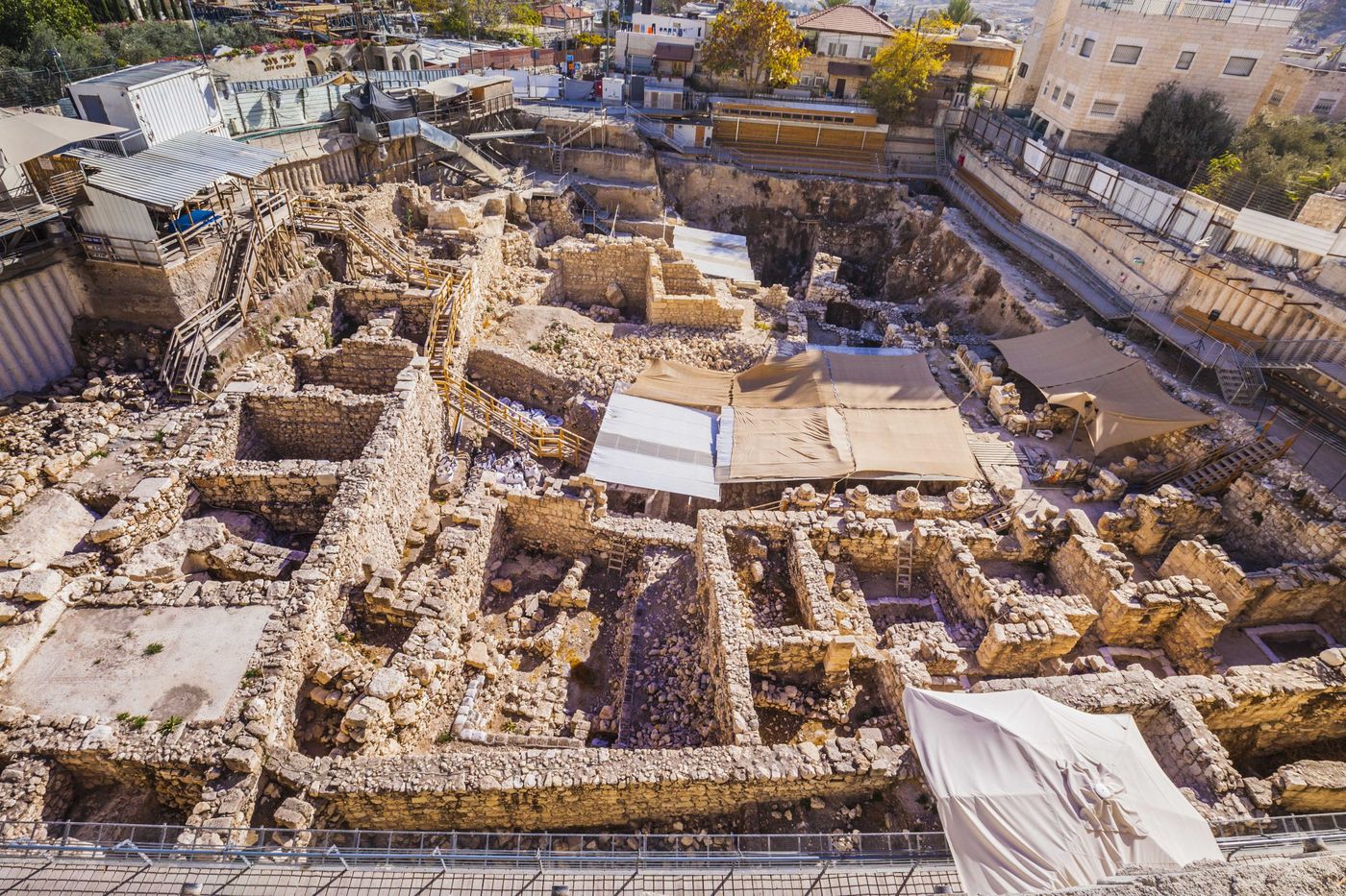 תעלות מימי מקדש ראשון התגלו בחפירות בירושלים
