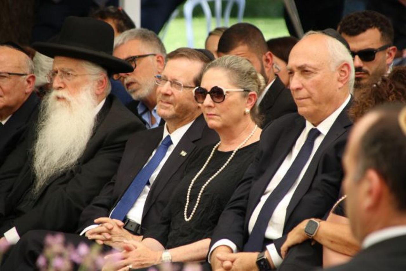 (קרדיט