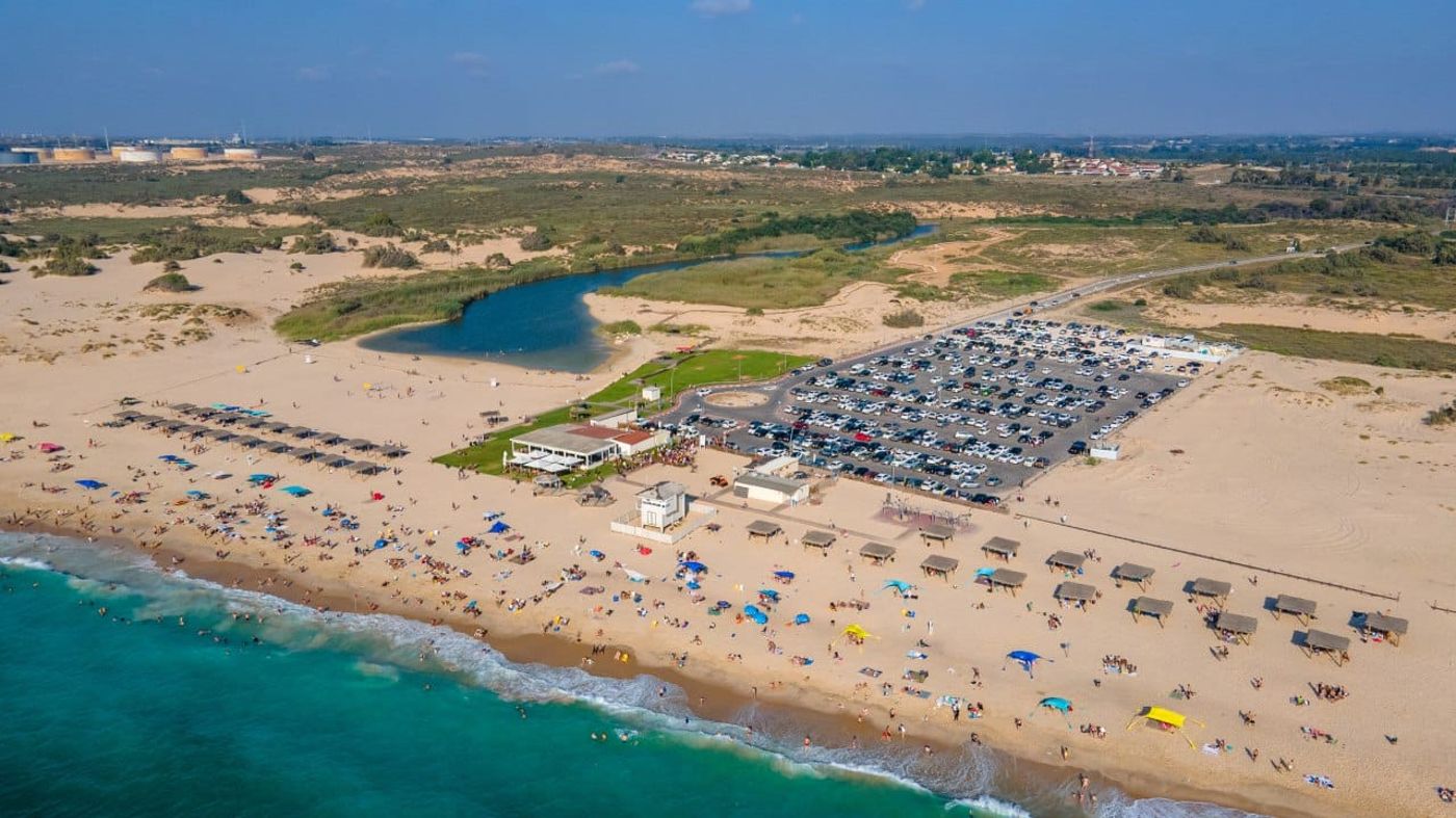 חוף זיקים |