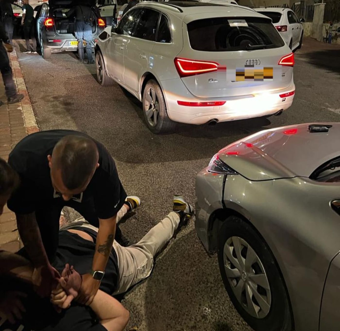 בתום מצוד: נעצרו חשודים שתקפו משפחה בטבריה