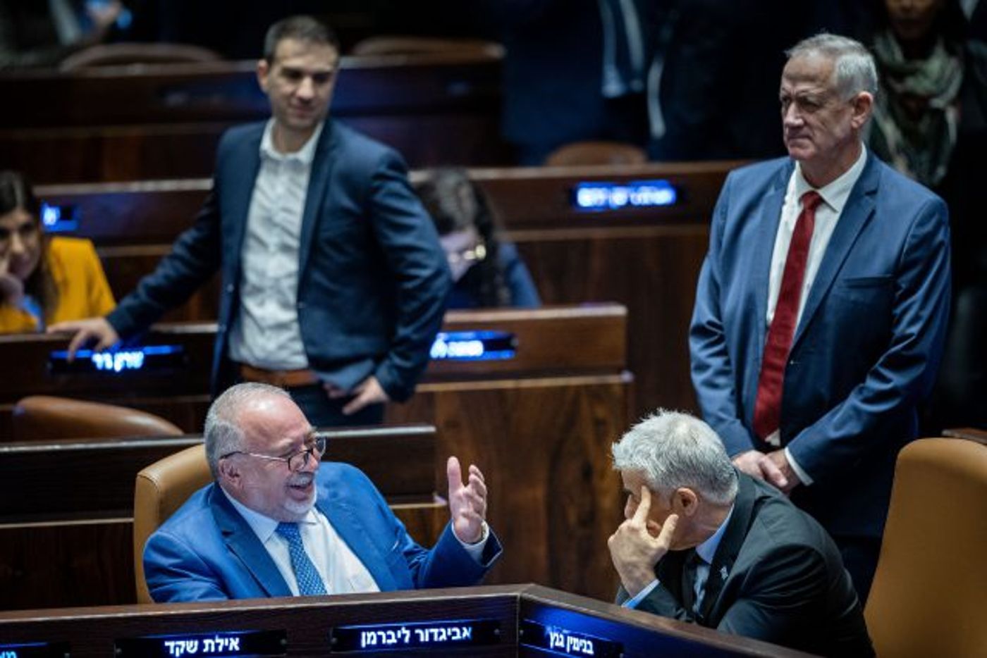 ליברמן לסרוגים: "נתניהו כמו תמיד עובד על כולם"