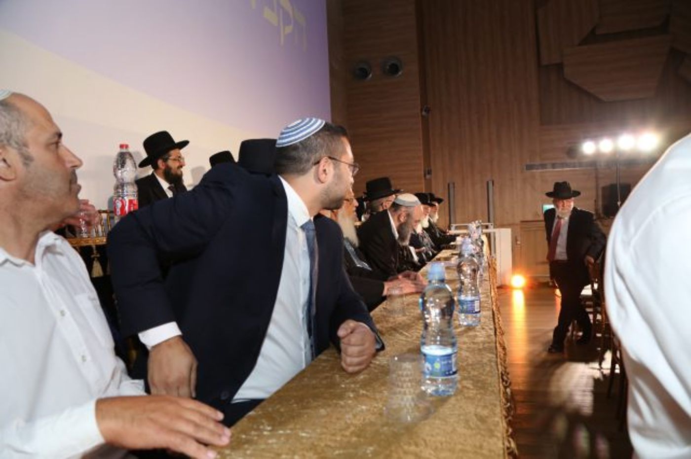 גלריית ענק: הקבלת פני רבו של הציונות הדתית