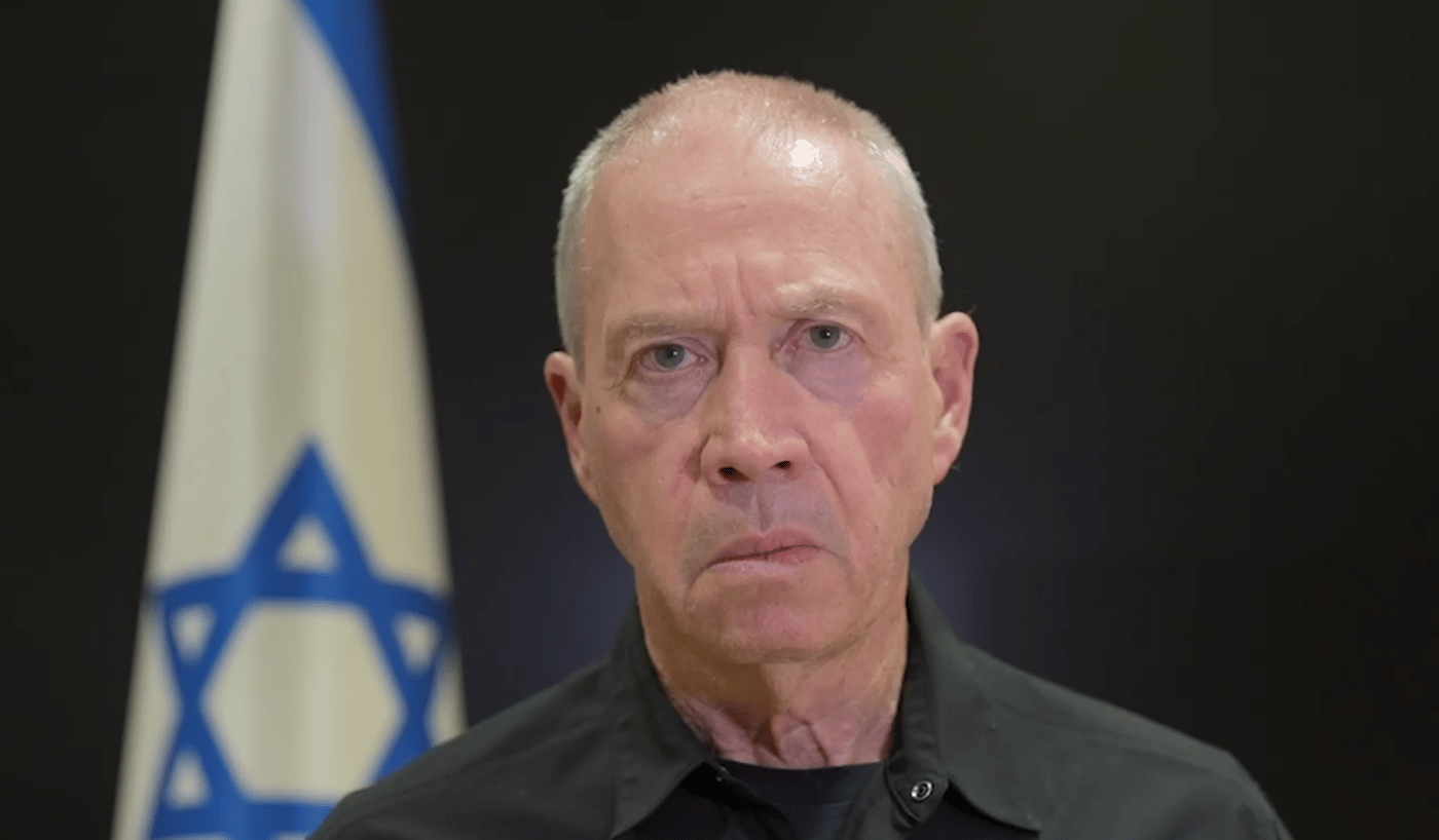 הסטנדאפיסט חיקה את גלנט; והקריא ספר ילדים