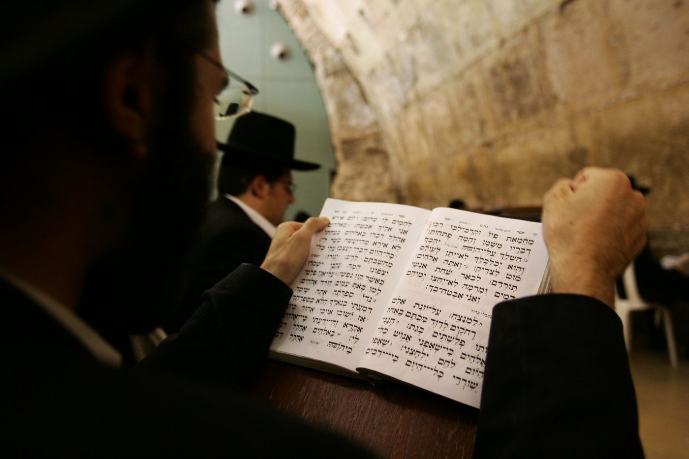 הרב לאו קורא לציבור: אמרו 3 מזמורי תהילים