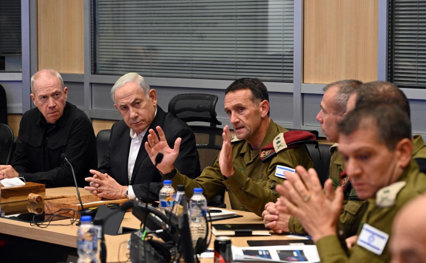 גורם מדיני מכחיש: אין מו"מ לשחרור הנשים והילדים