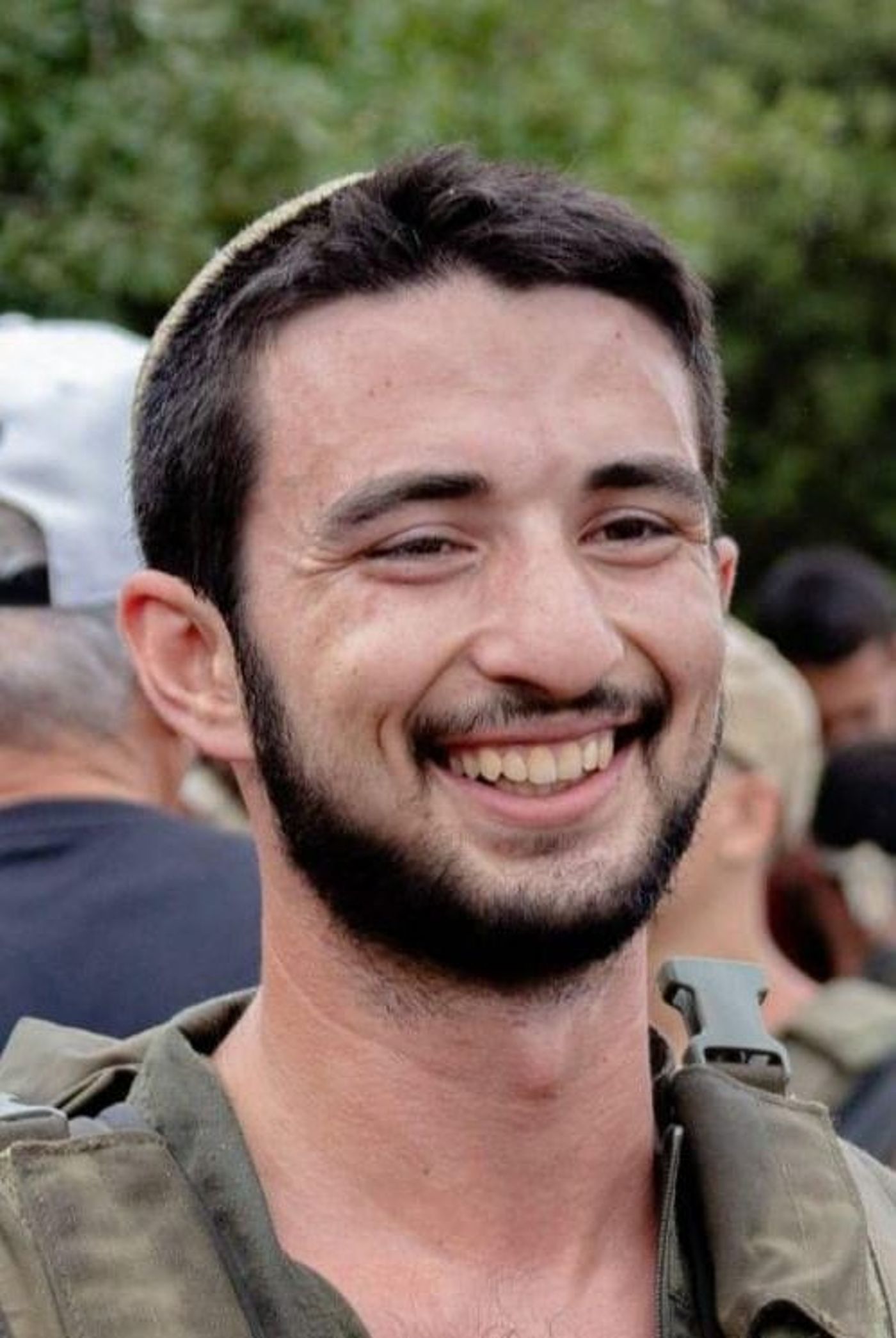 האב השכול לגלנט: תתפטר עוד הערב