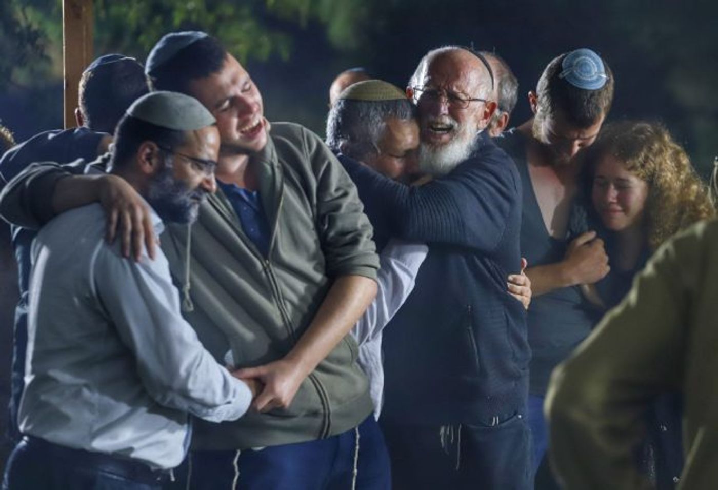 ההלוויה של אמיתי גרנות הי"ד (איתן אלחדז ברק)