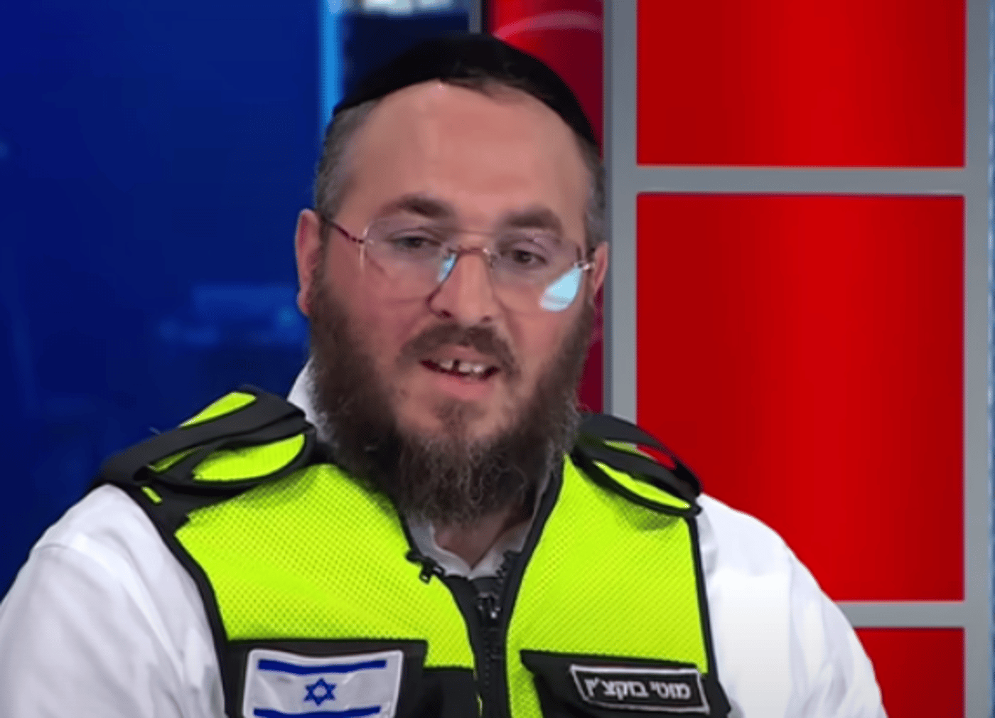 לא עמד בעומס: המתנדב המוכר התמוטט ופונה לבי"ח