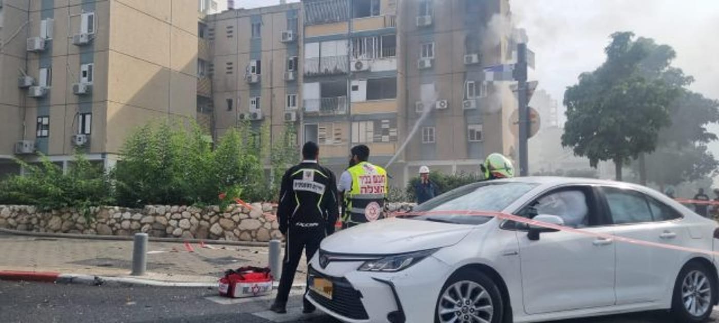 מטח חזק מאד לערים באזור המרכז, ארבעה פצועים בת"א