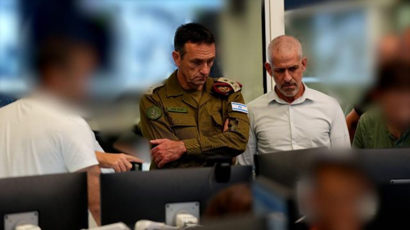 צפו: שייטת 13 פשטו מהים והשמידו תשתיות טרור