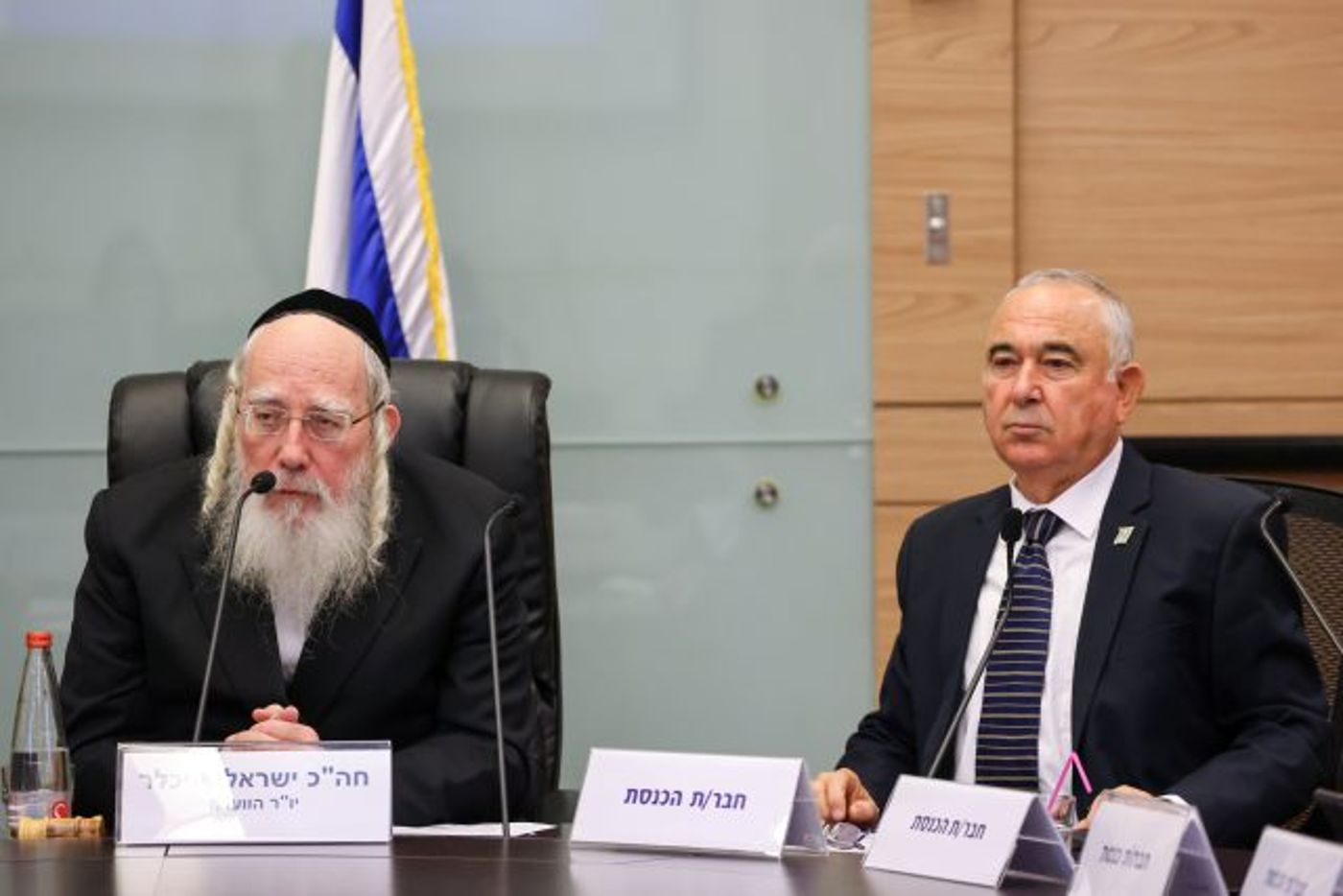 הדיון בוועדה