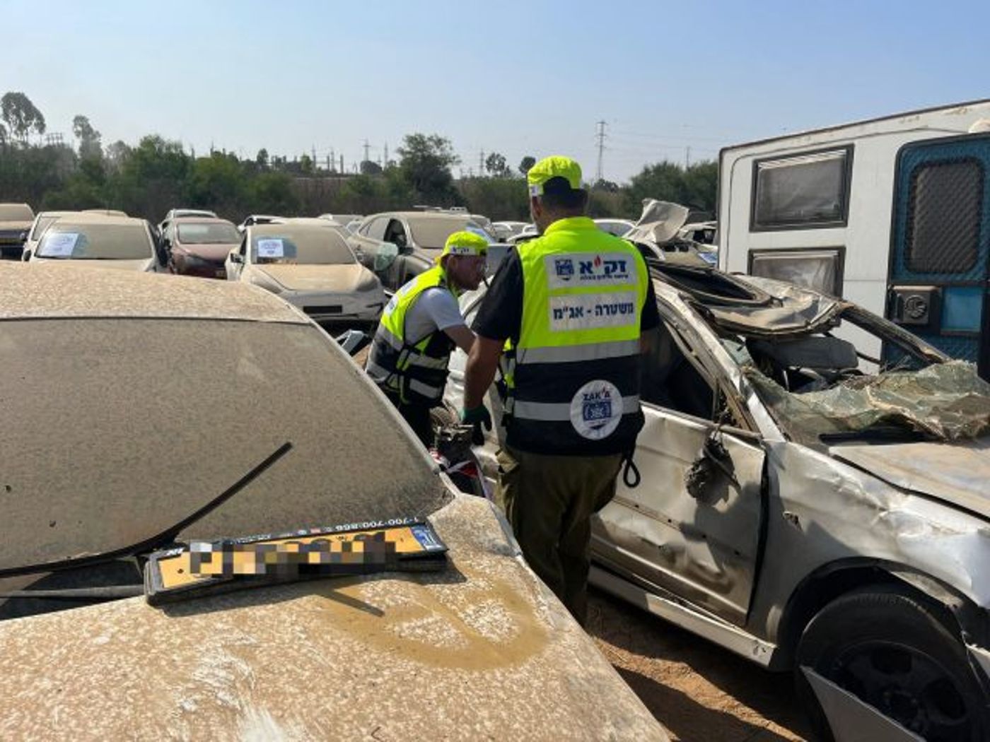 מנקים גם את הרכבים (דוברות זק"א)