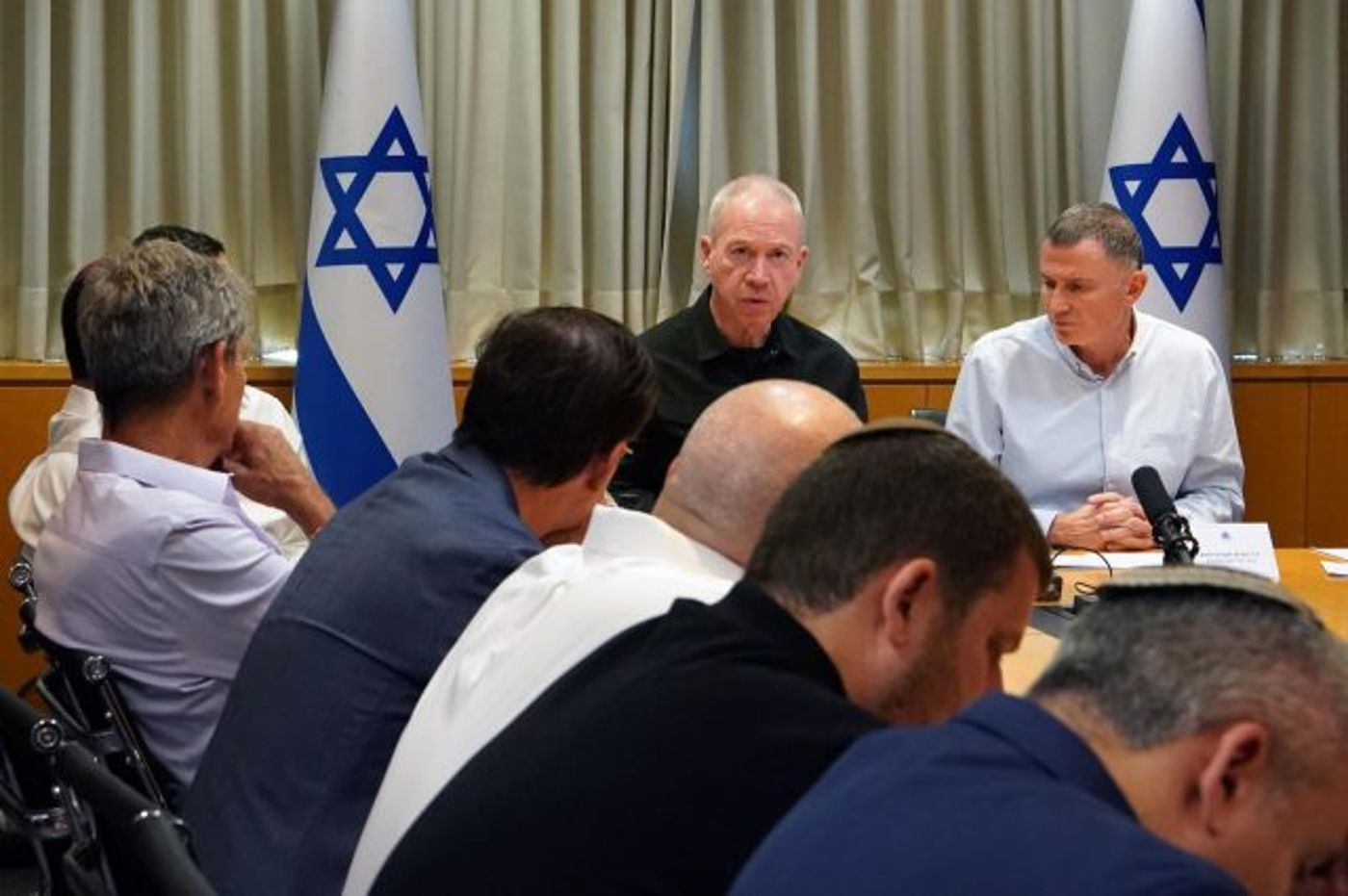 גלנט: אנחנו צריכים את הגיבוי שלכם, את האחדות