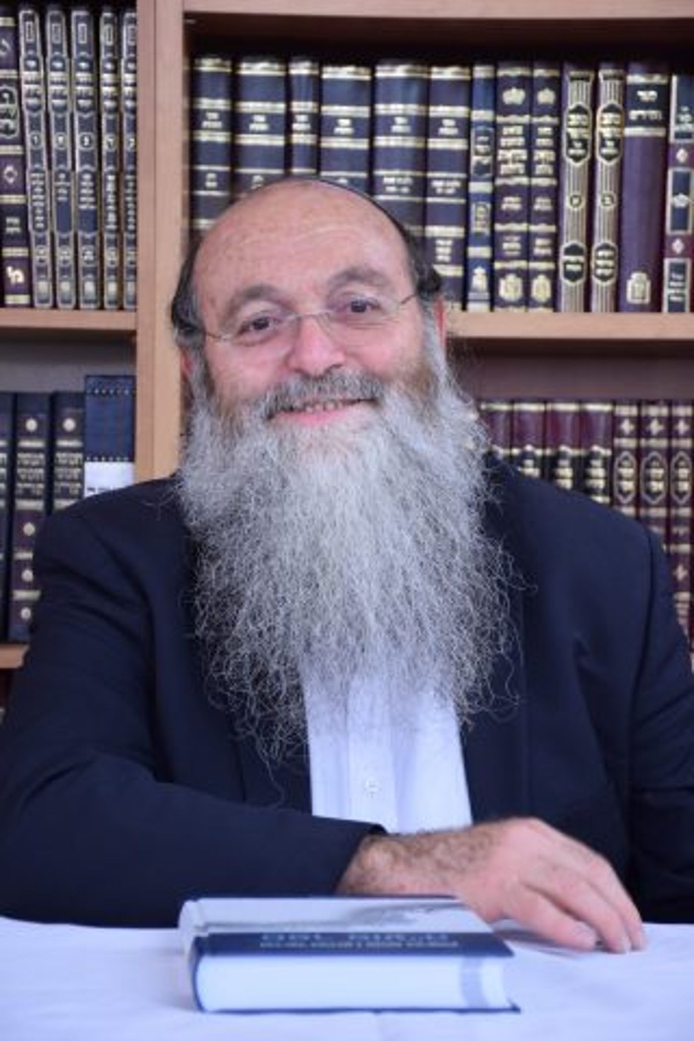 הרב מנחם בורשטין, ראש מכון פוע"ה קורא בימים אלה לציבור להירתם בהוספת חיים