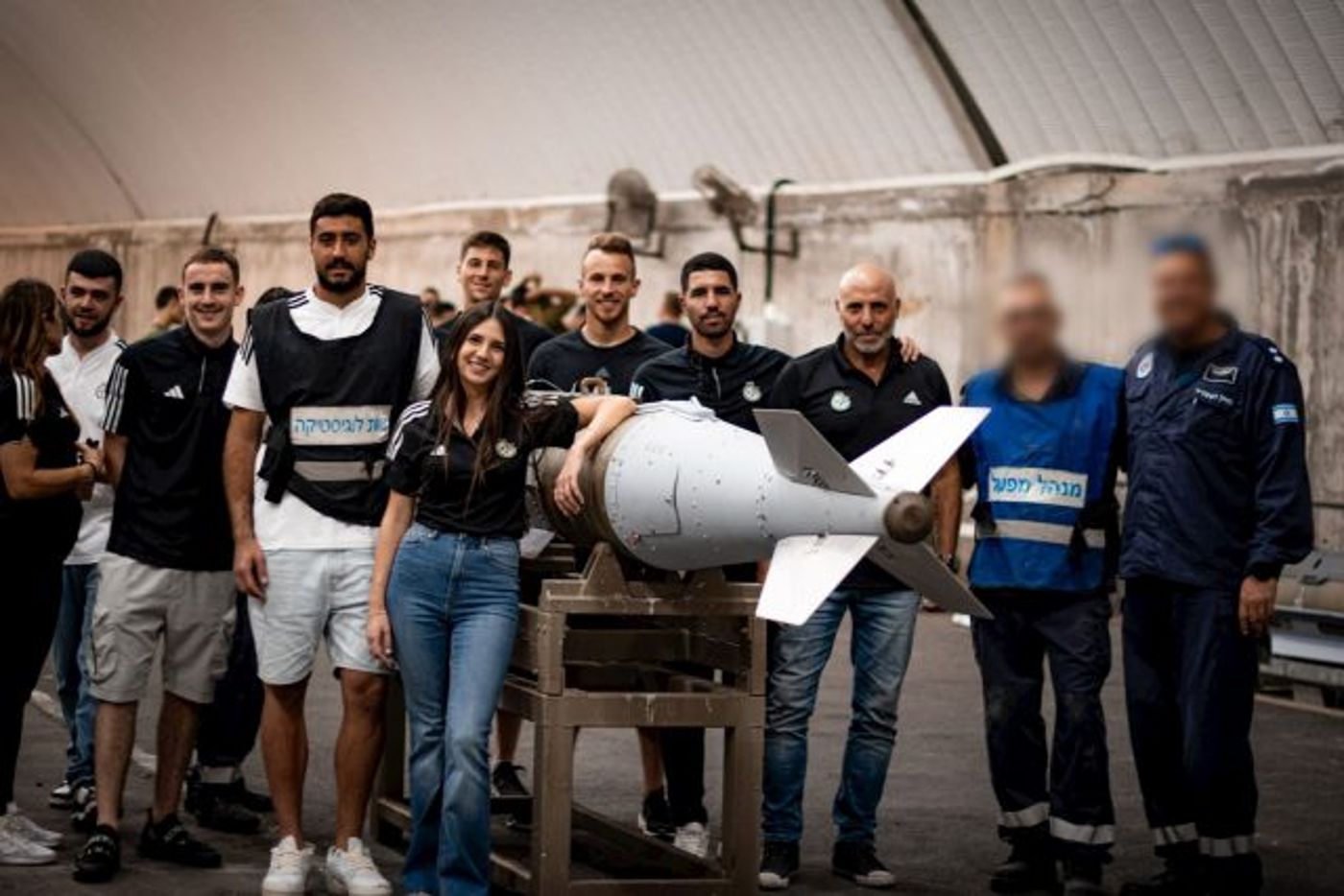 הביקור בבסיס חיל האוויר