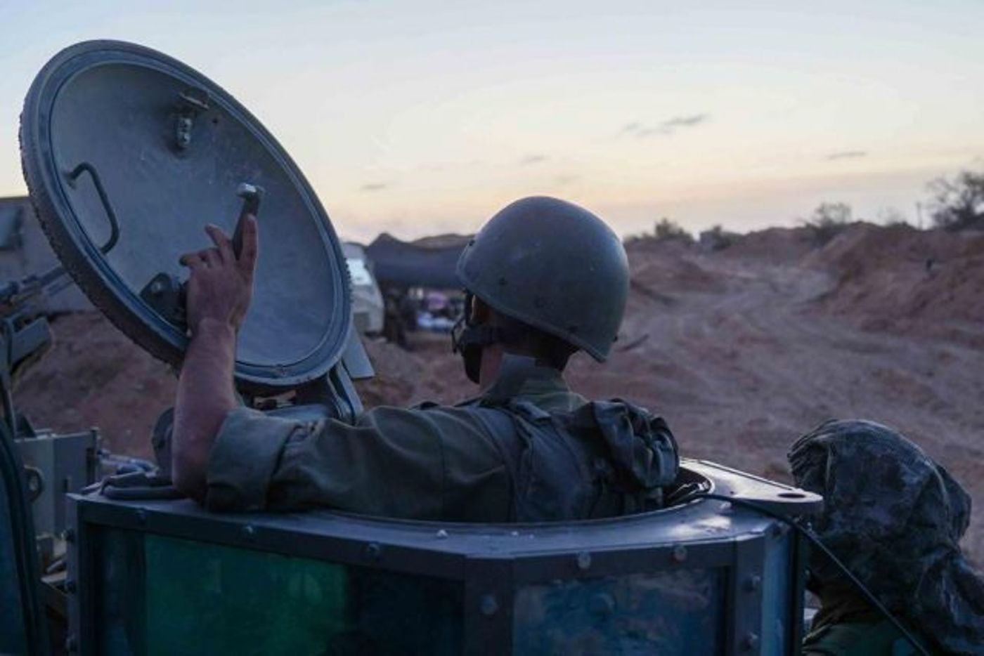 צפו: חטיבה 14 כובשת את מוצב פלסטין