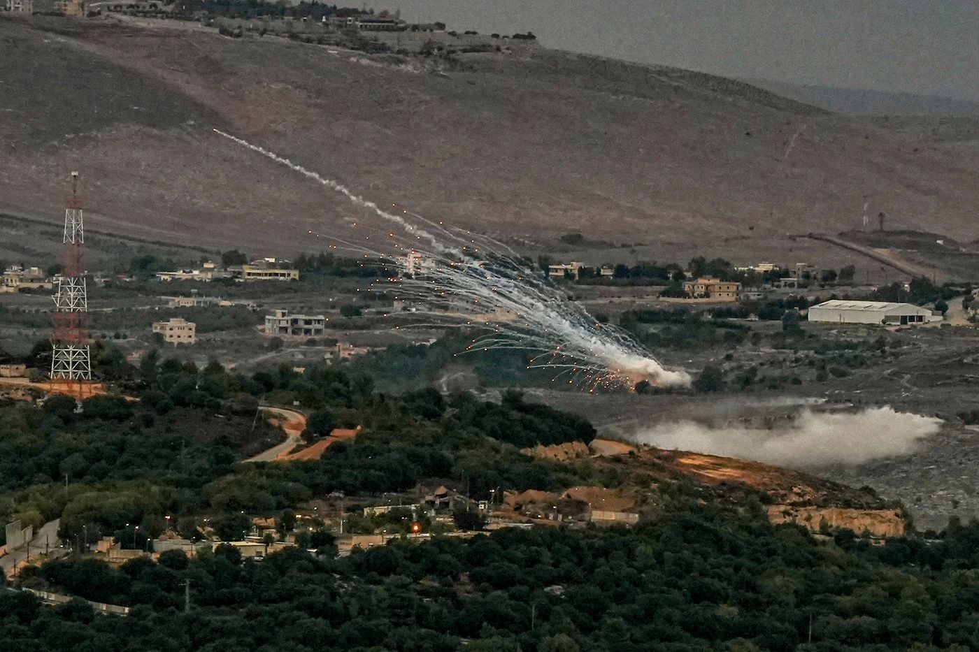 תיעוד: בעקבות הירי , צה"ל תוקף תשתיות טרור בלבנון