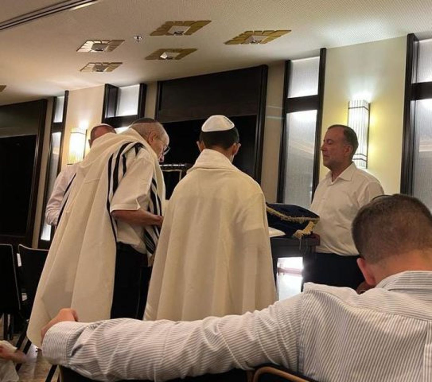 הנערים עולים לתורה