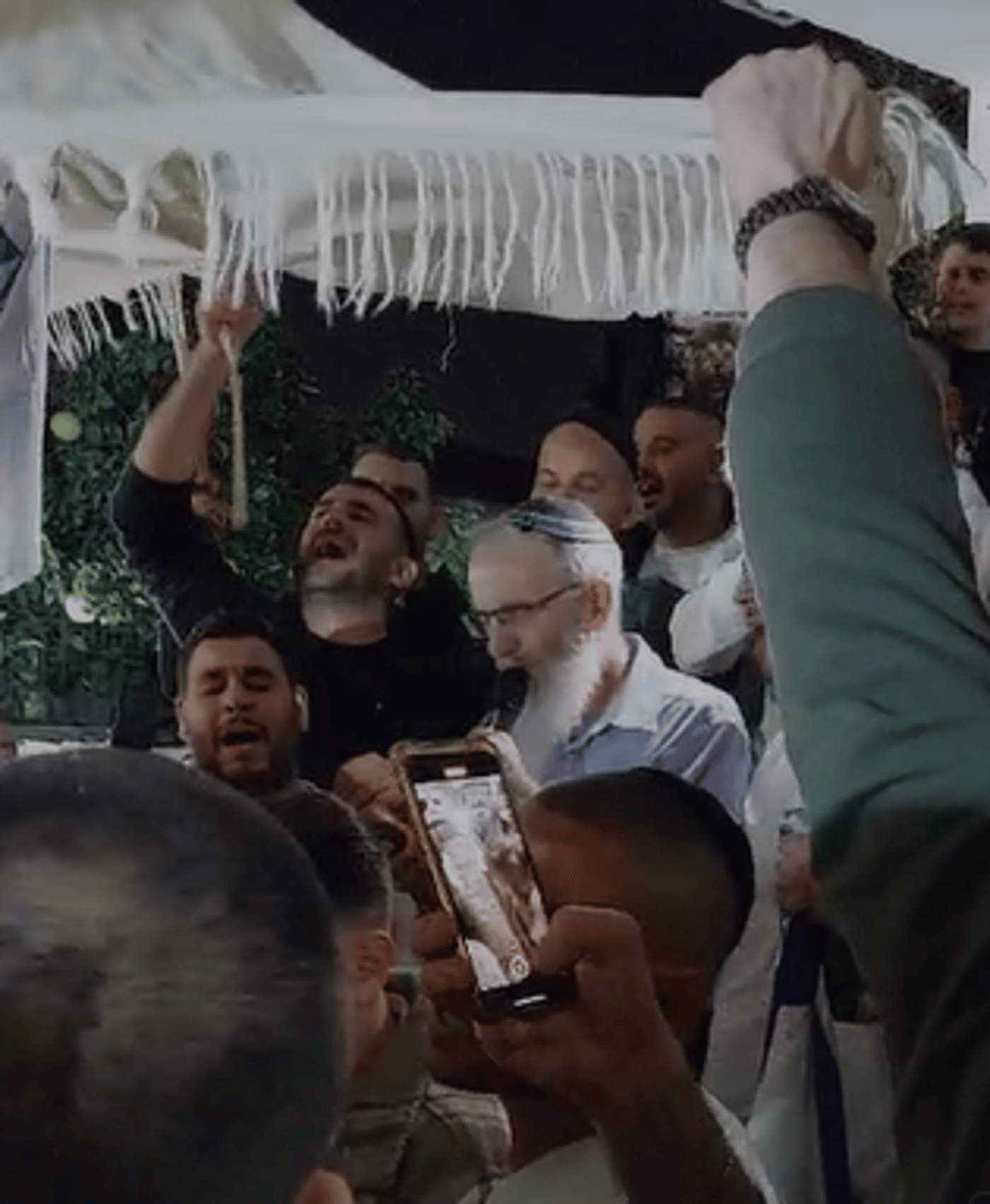 מייחלים לשובה: בשוהם קיימו תפילה עבור מייה שם