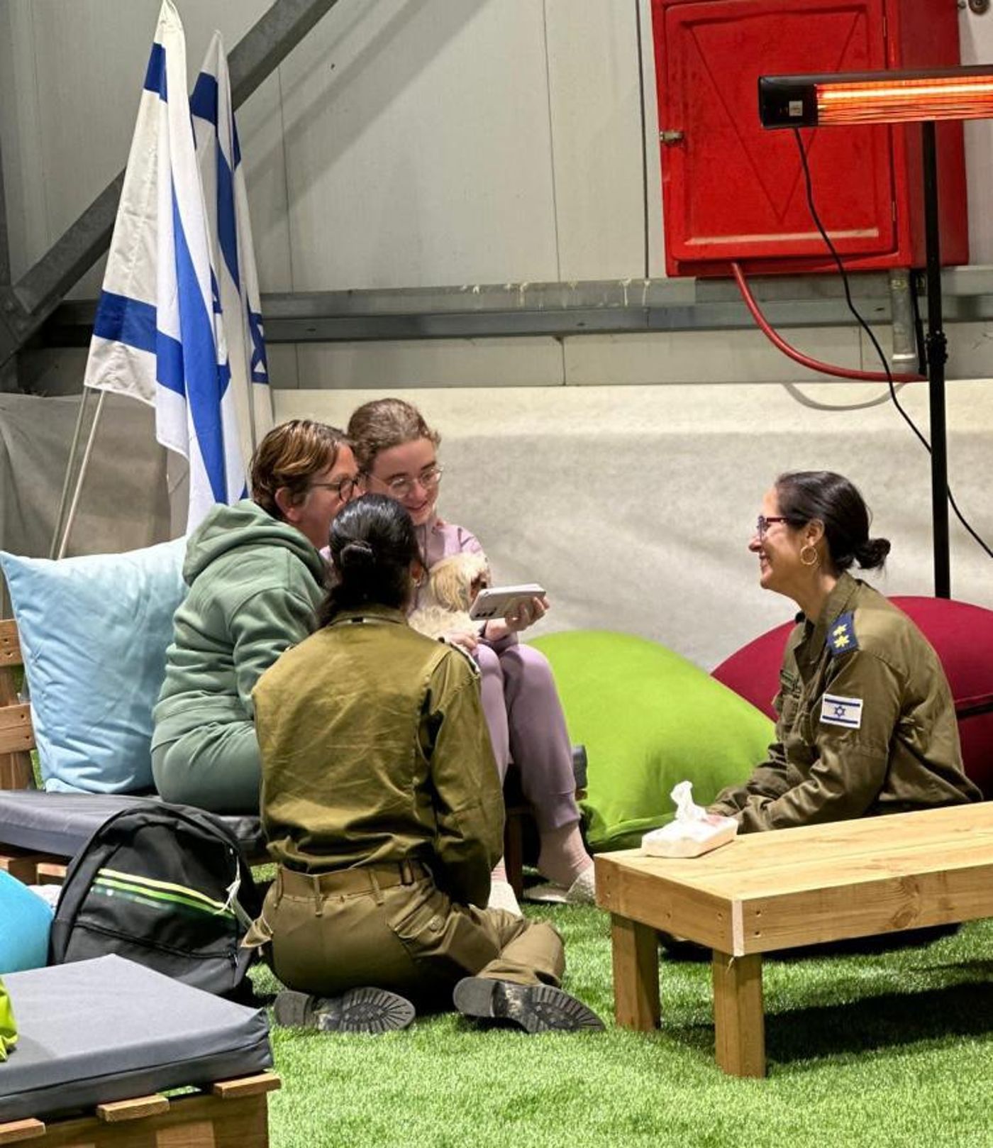 לשכת רה"מ: התקבלה רשימת החטופים שישוחררו היום