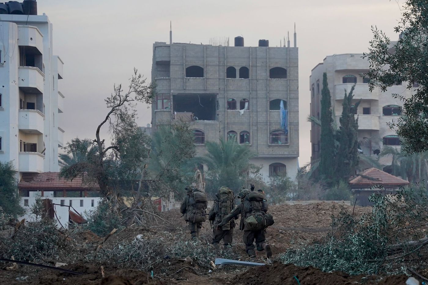 הביקורת על צה"ל: למה לא הורדתם את הבניין מהאוויר