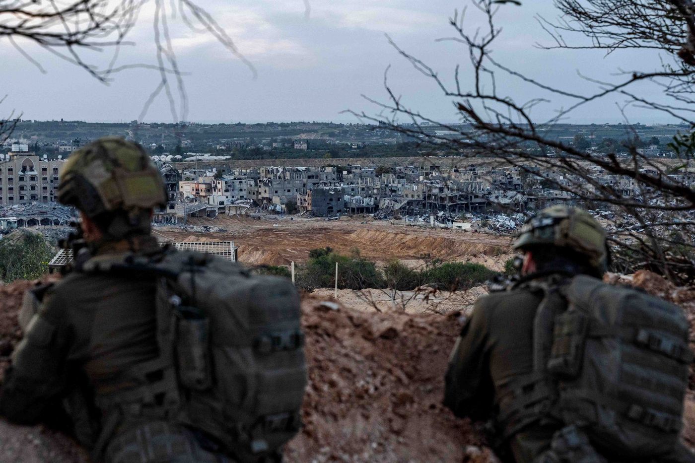 "יש שם אחד עם RPG": מחבל יצא מההריסות וחוסל
