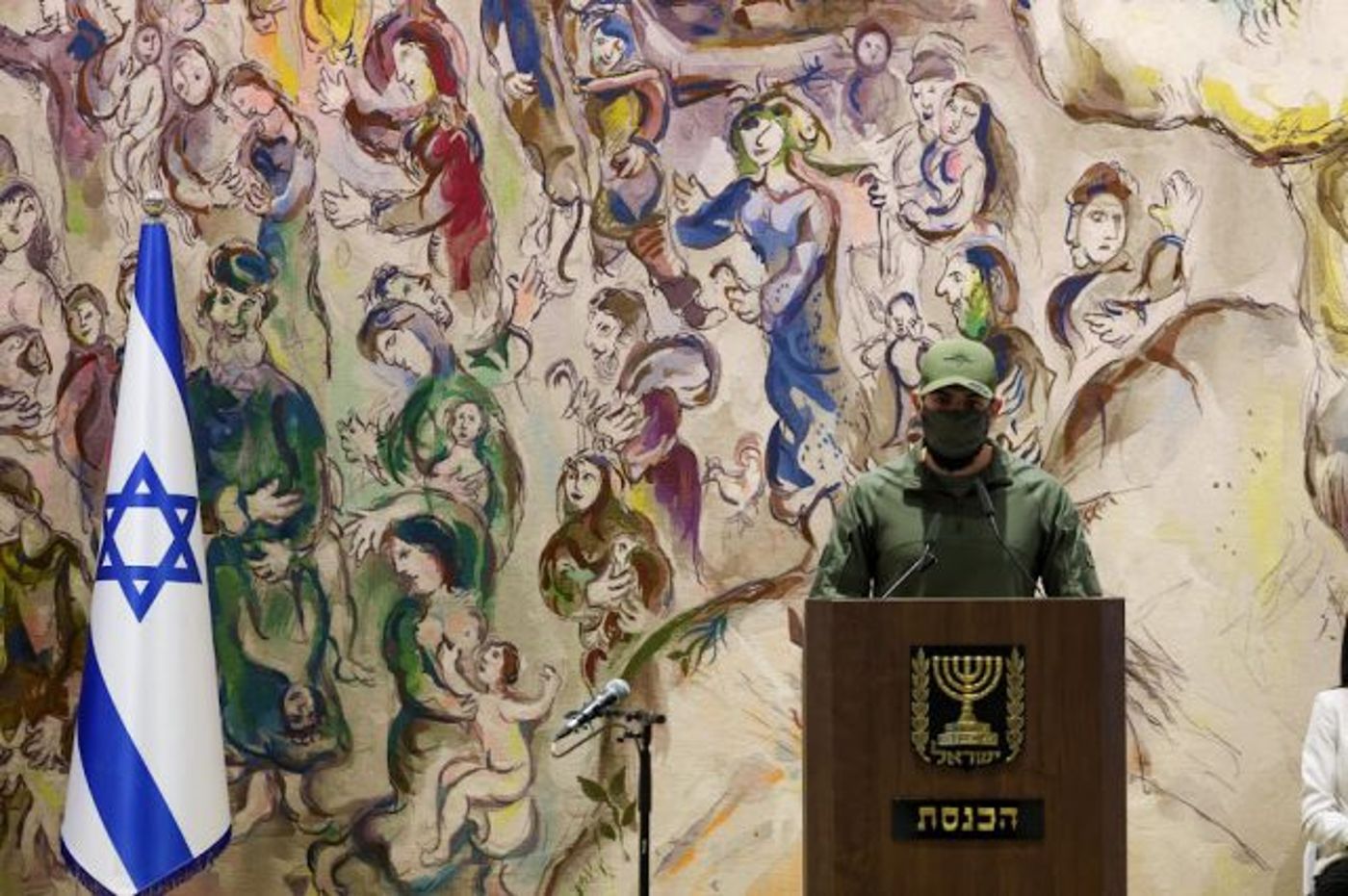 הלוחם מעלומים
