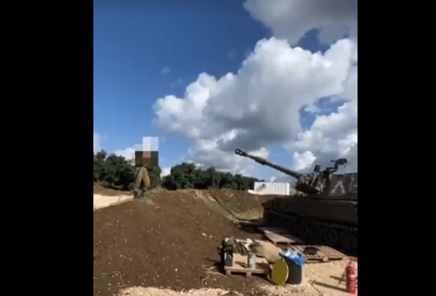 אירוע חמור: חיילת עמדה קרוב לתותח ועפה מההדף. צפו