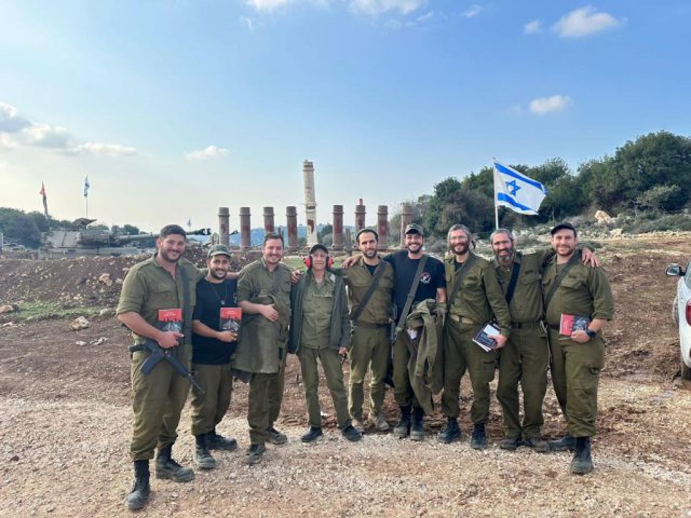 גדוד 7042