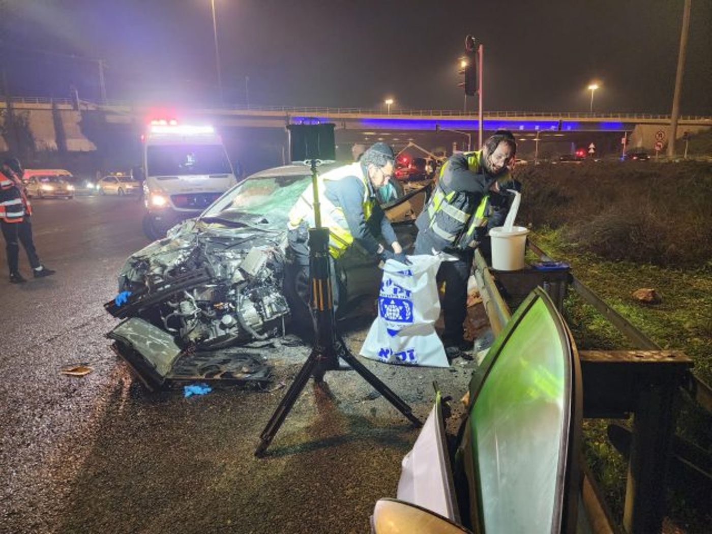 התאונה בצפון: רכב נמלט משוטרים וחצה באדום. צפו