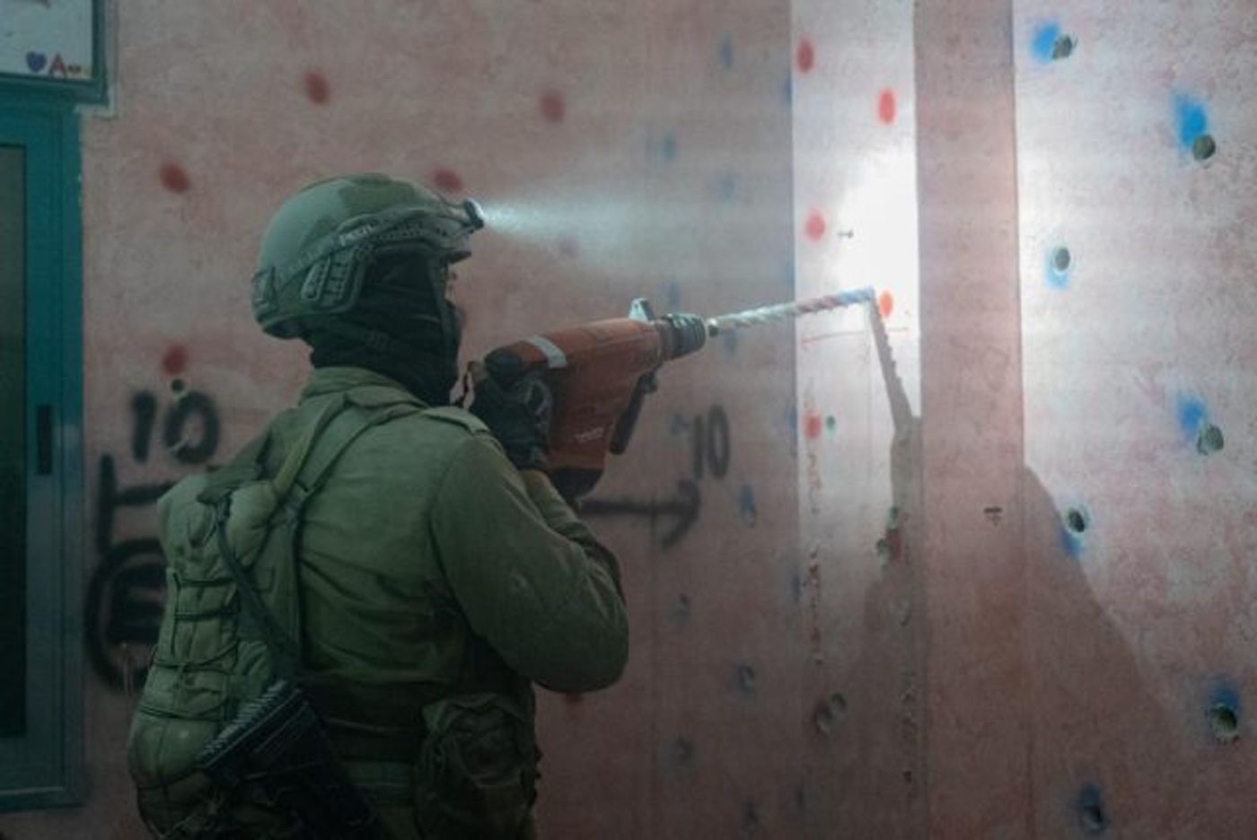 הריסת בתי מחבלים מהפיגוע בכביש המנהרות (דובר צה"ל)