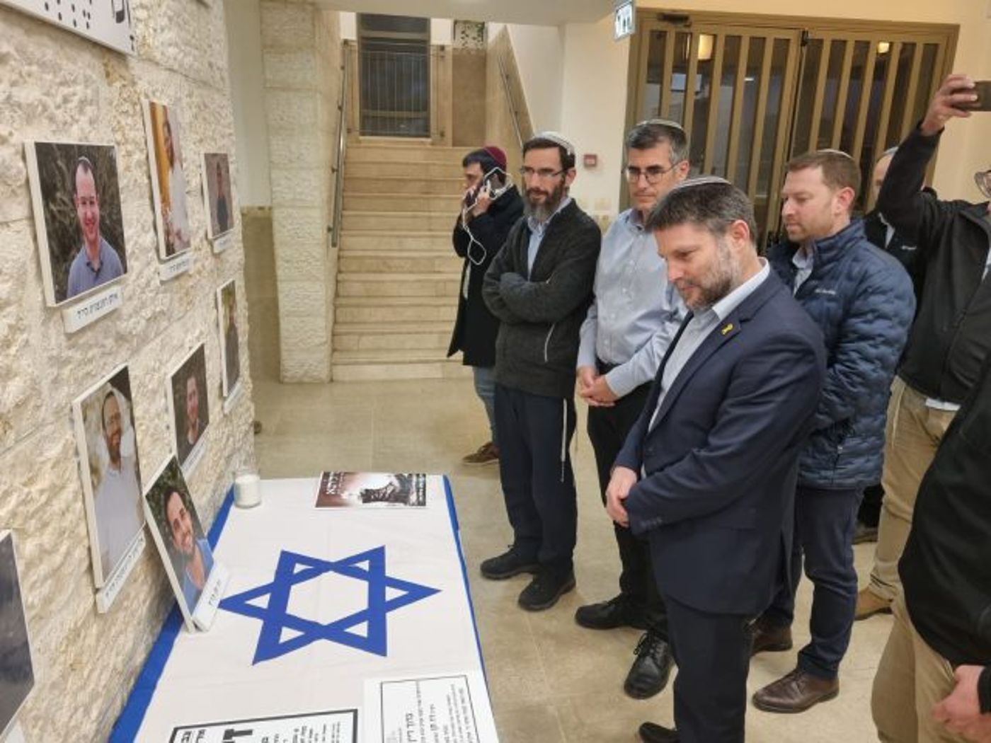 השר סמוטריץ בסיור בישיבות ההסדר (באדיבות המצלם)