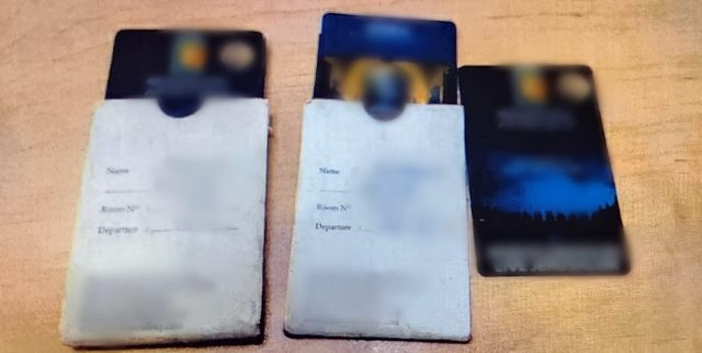 כרטיסי האשראי ומכשירי הסלולר שנתפסו