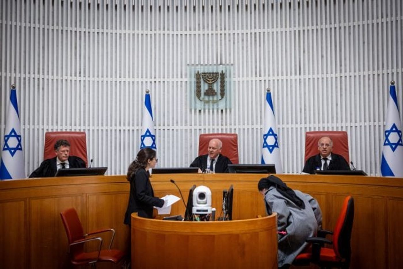 הרכב בג"ץ על חוק הגיוס