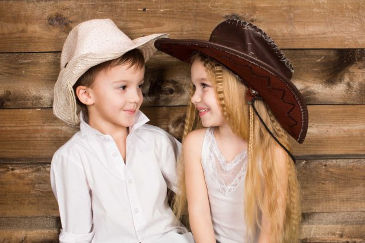 צאו לחגוג: מדריך לאירועי פורים 2024