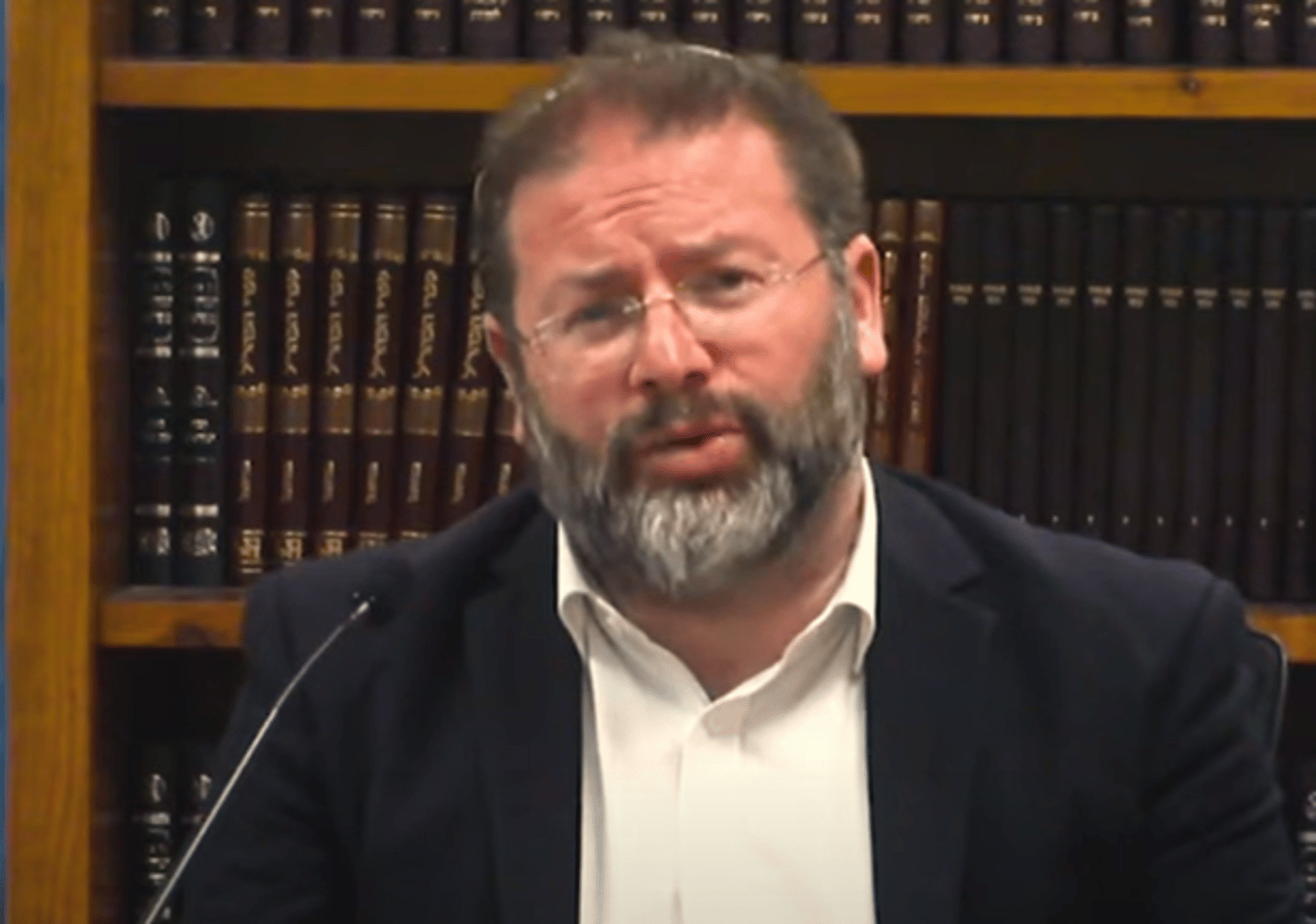 הרב חגי לונדין מפרק את הטענות של הרב זמיר כהן
