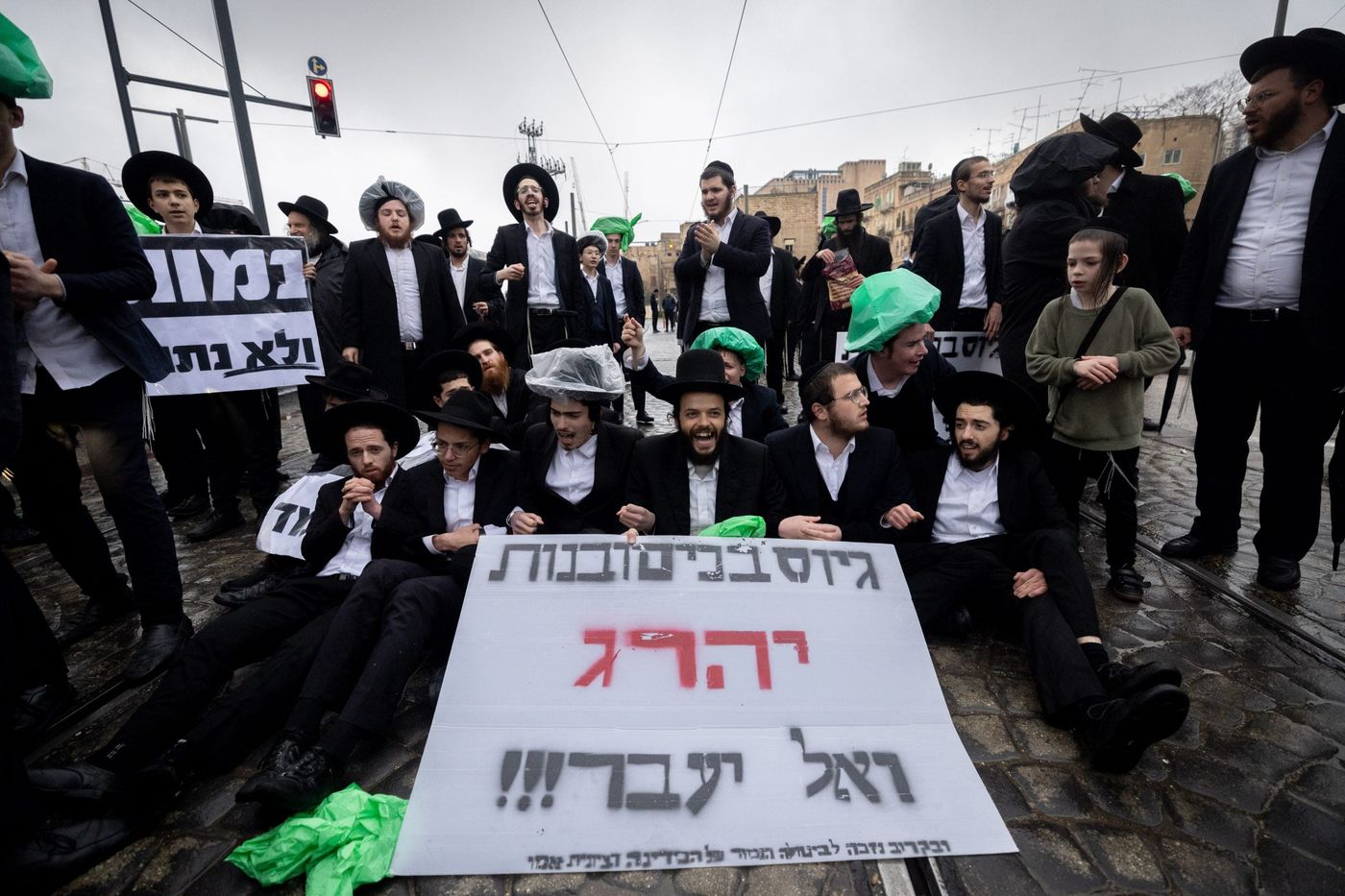 הספירה לאחור החלה: סער סימן את פירוק הממשלה