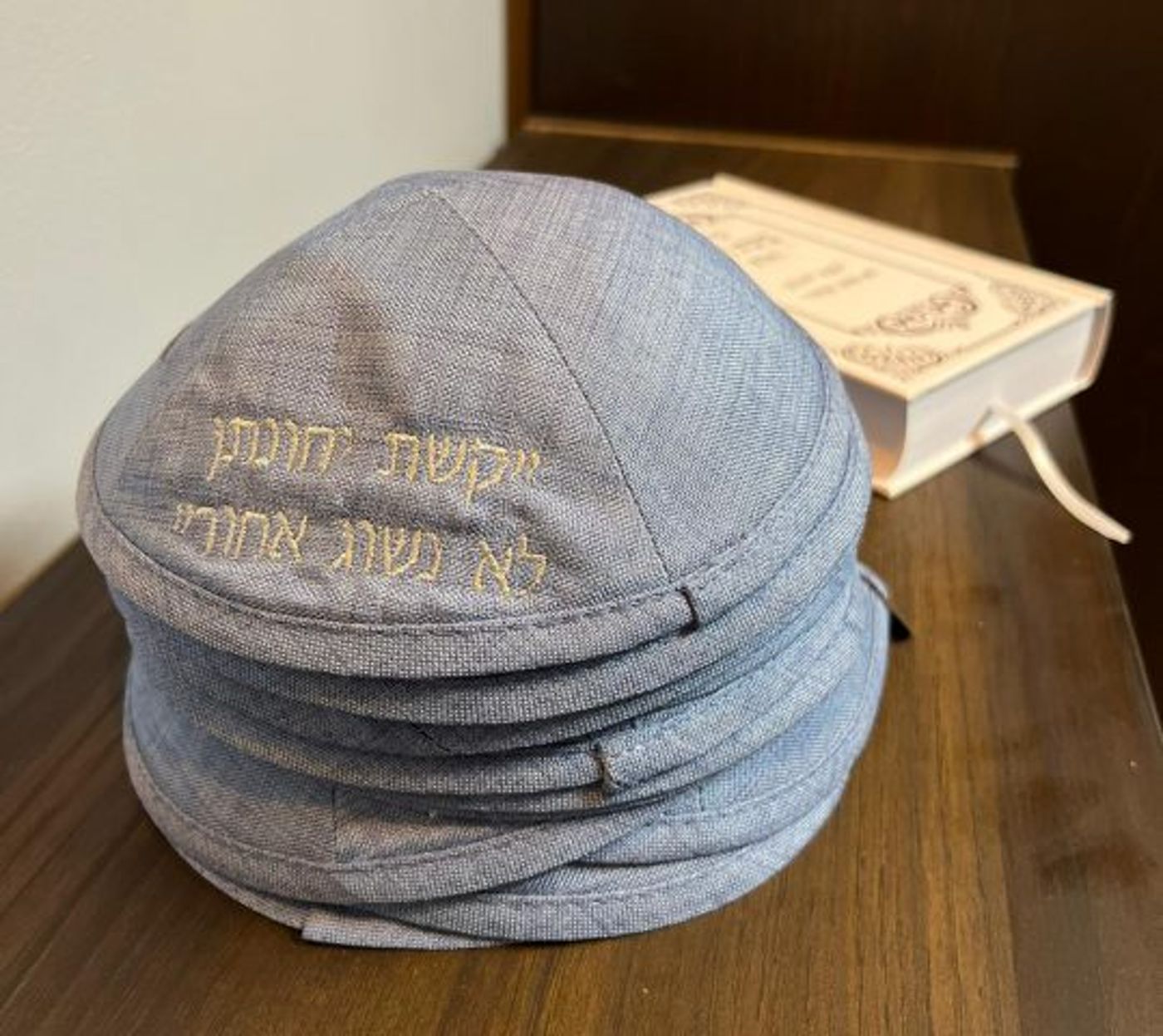 ללא קרדיט