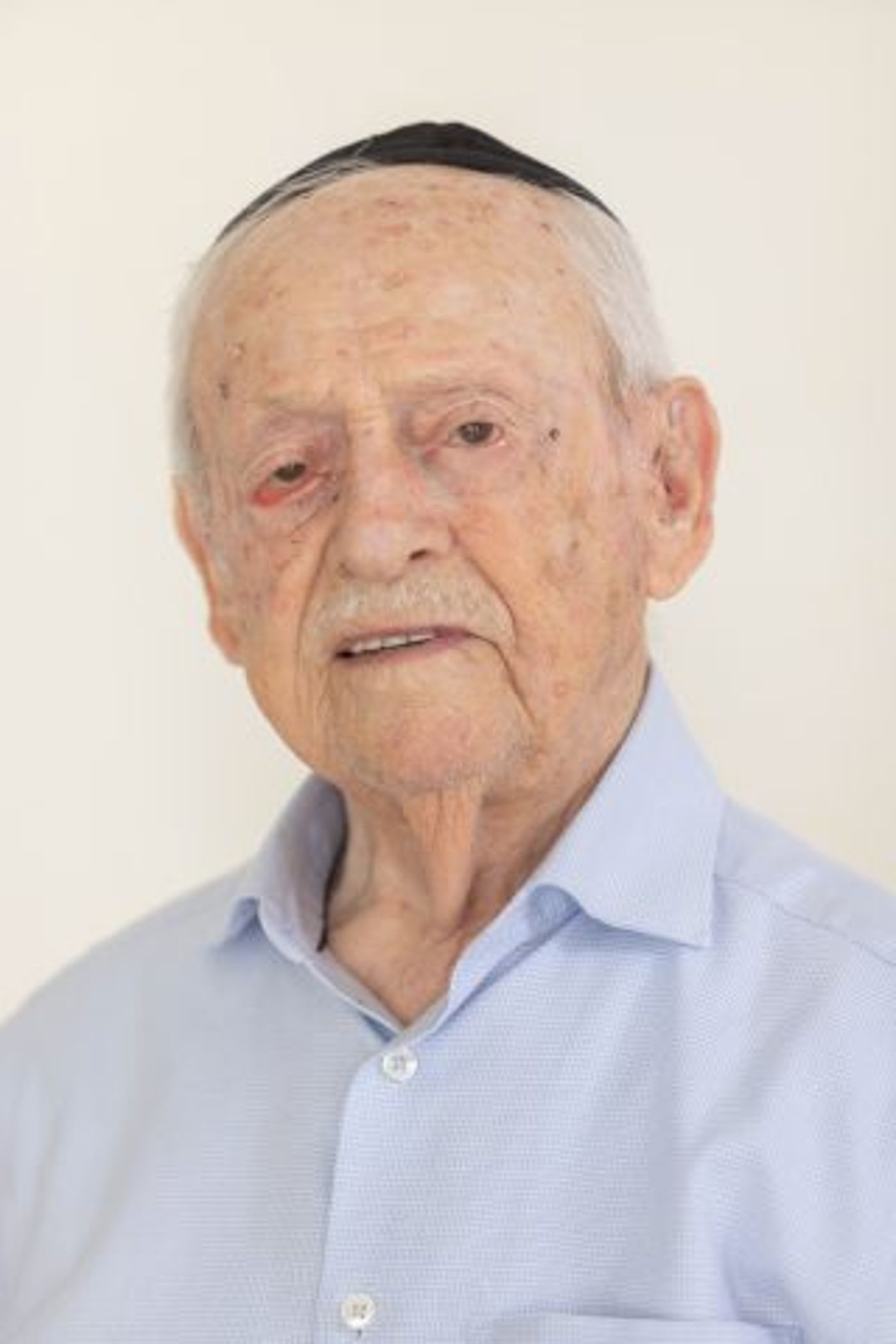 מיכאל בר און. יוסי אלוני.