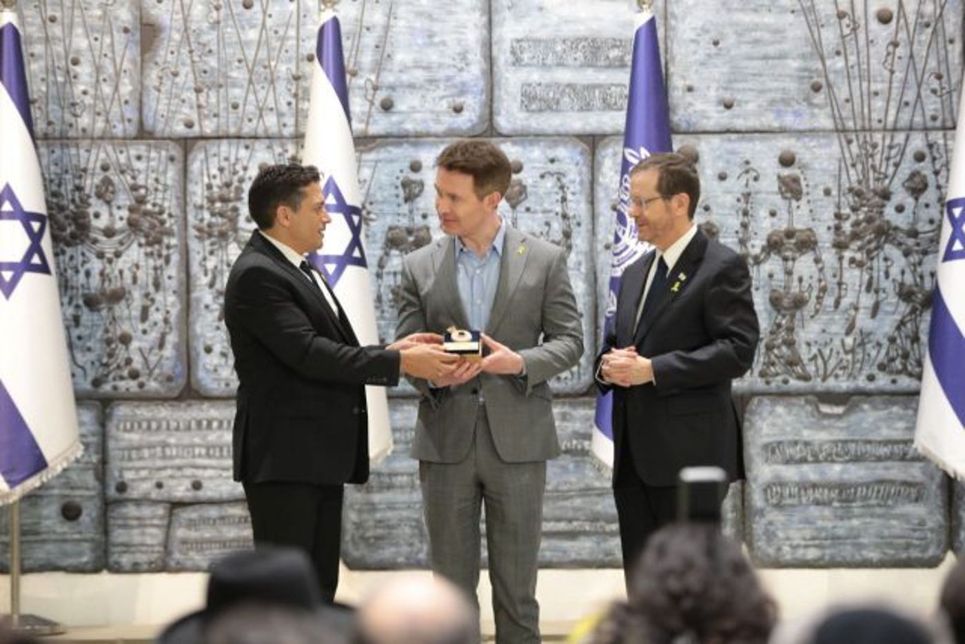 לוחם למען ישראל: מי אתה דאגלס מארי?