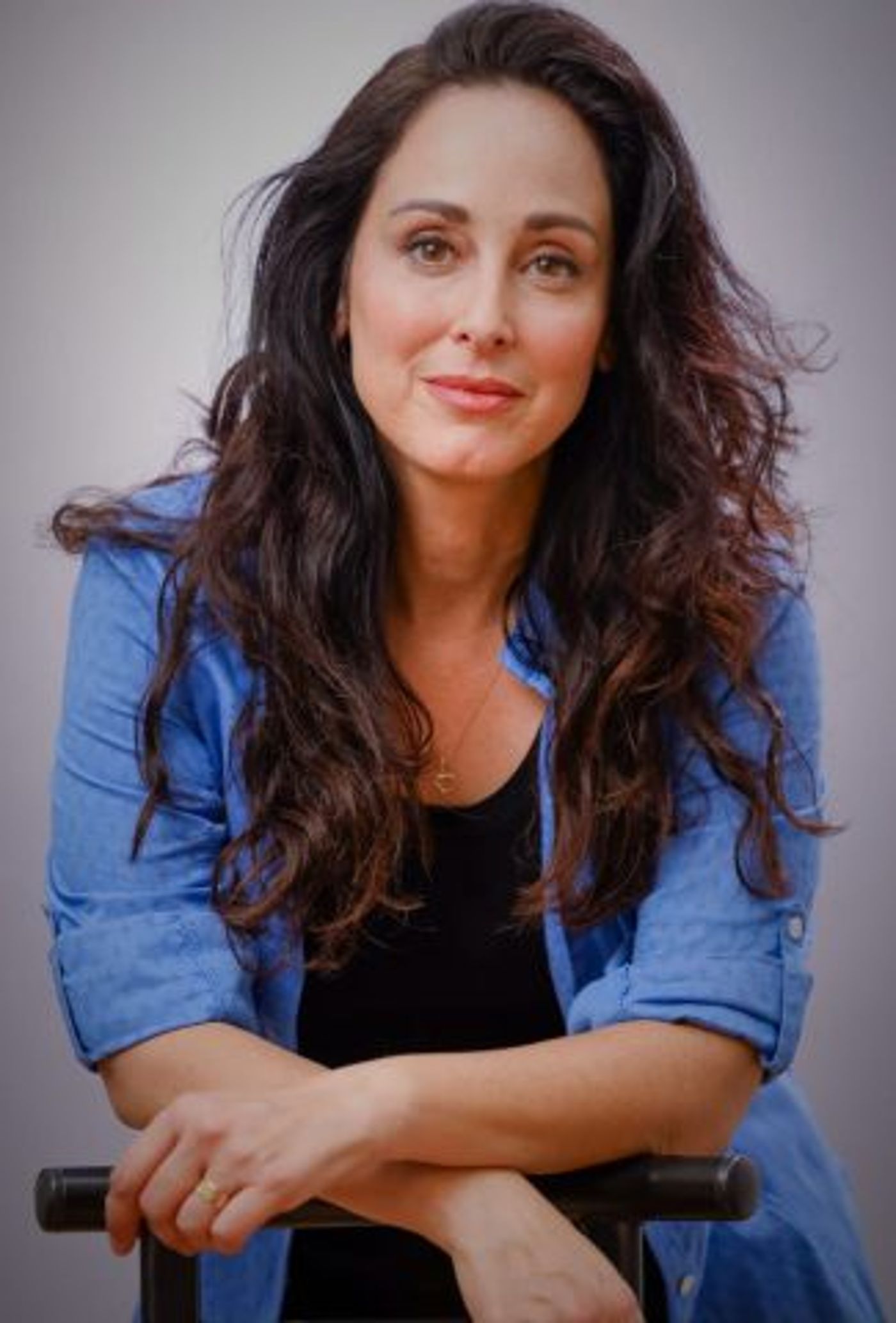 הכתבת הבכירה של חדשות 13 עוברת לישראל היום